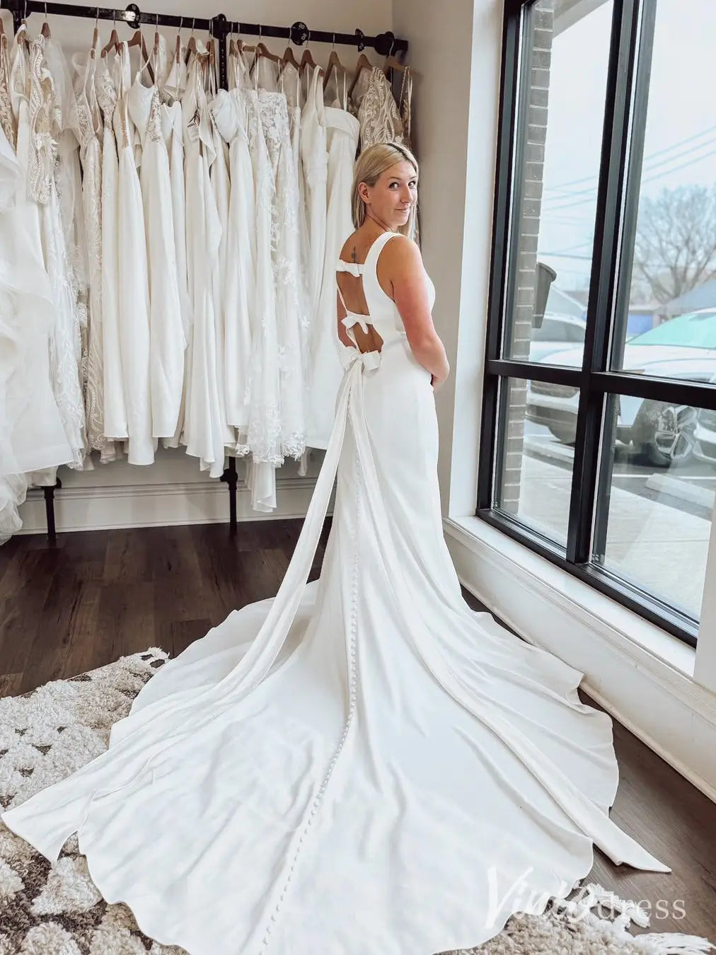 Modern Sheath Crepe Wedding Dress Bow Tie Open Back– MN117-wedding dresses 2025 -Viniodress-Ivory-Custom Size-