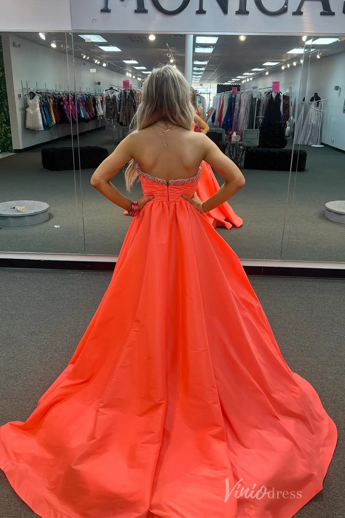 Neon Coral Satin Prom Dress with Beaded Plunge Neckline, Ruched Waist, and High Slit – AS004-prom dresses 2025 -Viniodress-Coral-Custom Size-