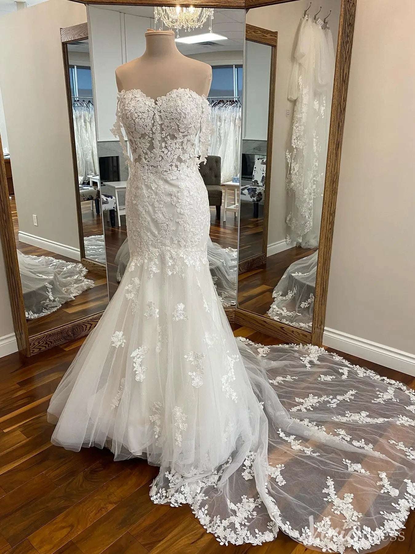 Off-Shoulder Lace Mermaid Wedding Dress with Sheer Bodice and Long Train – VW2567-wedding dresses 2025 -Viniodress-White-Custom Size-