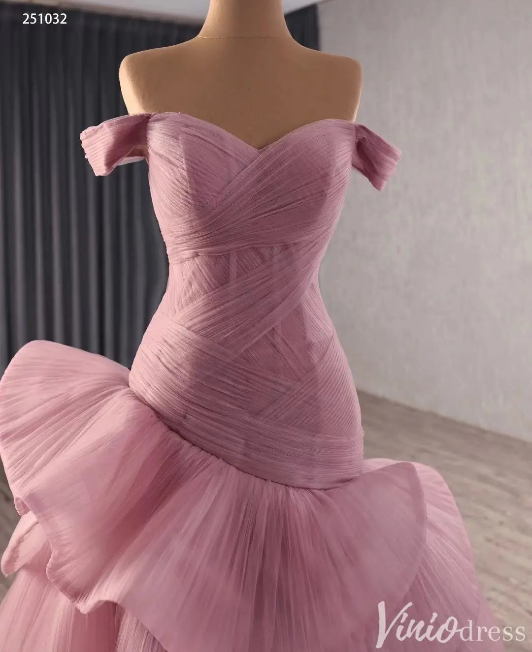 Off-Shoulder Pink Ruffle Pageant Gown | High-Low Trumpet Wedding Dress with Corset Back 251032-Couture Gown 2025 -Viniodress-Pink-Custom Size-