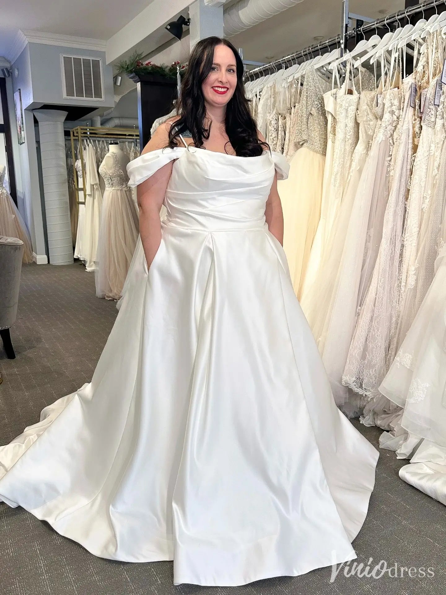 Off Shoulder Satin Simple Wedding Dress with Pockets, Plus Size, Cowl Neckline – VW2590-wedding dresses 2025 -Viniodress-Ivory-Custom Size-
