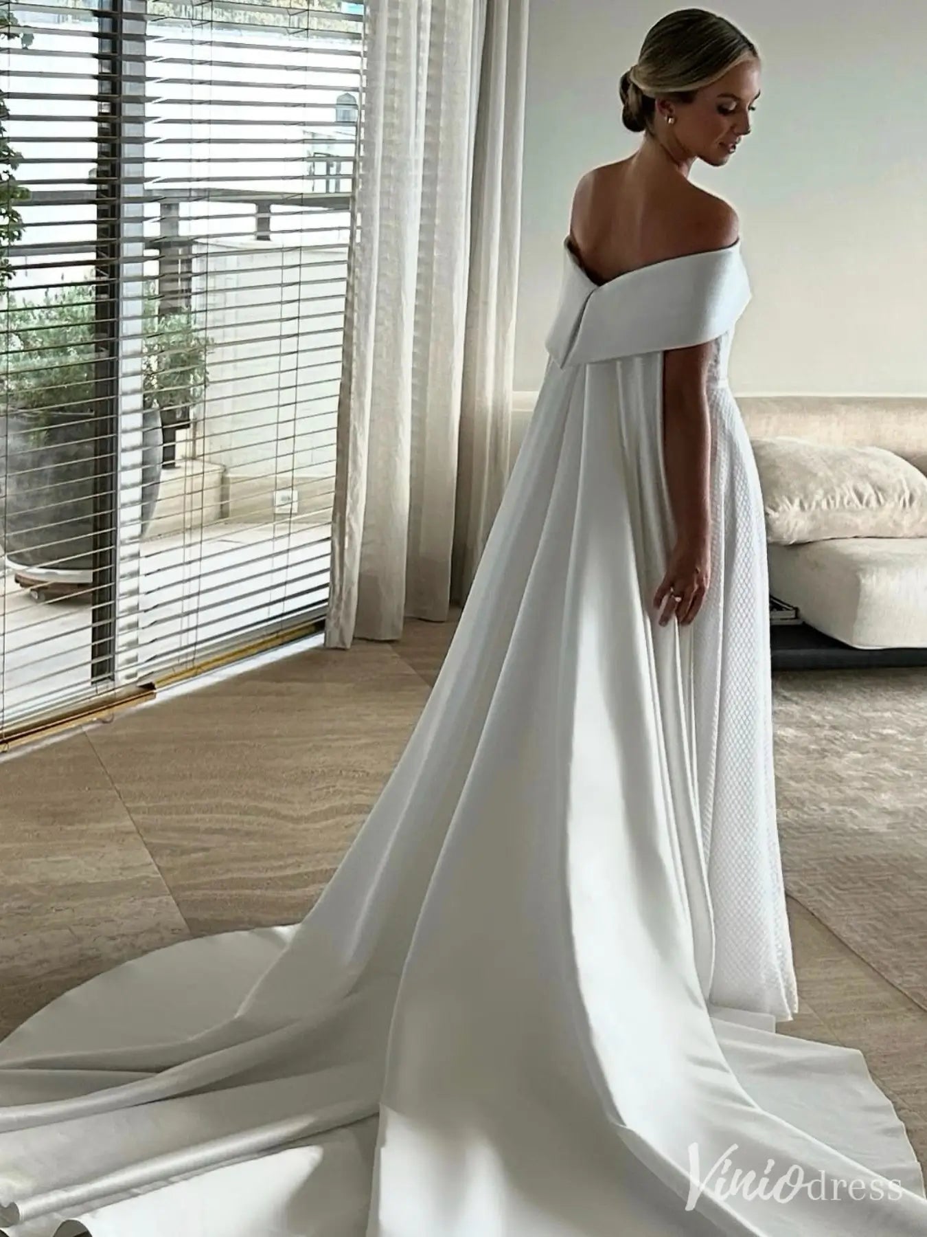 Off Shoulder Wedding Dress with Folded Neckline, Grid Tulle Skirt, and Removable Train – VW2579-wedding dresses 2025 -Viniodress-White-Custom Size-