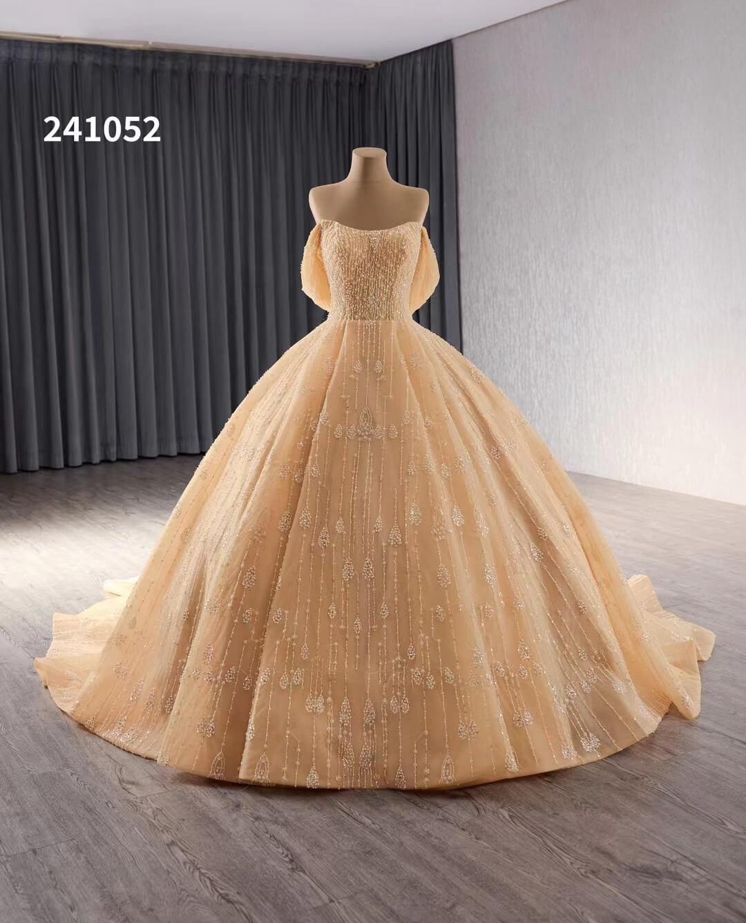 Off the Shoulder Beaded Wedding Dresses Luxury Ball Gown Quinceanera Dress 241052-wedding dresses 2025 -Viniodress-Gold-Custom Size-