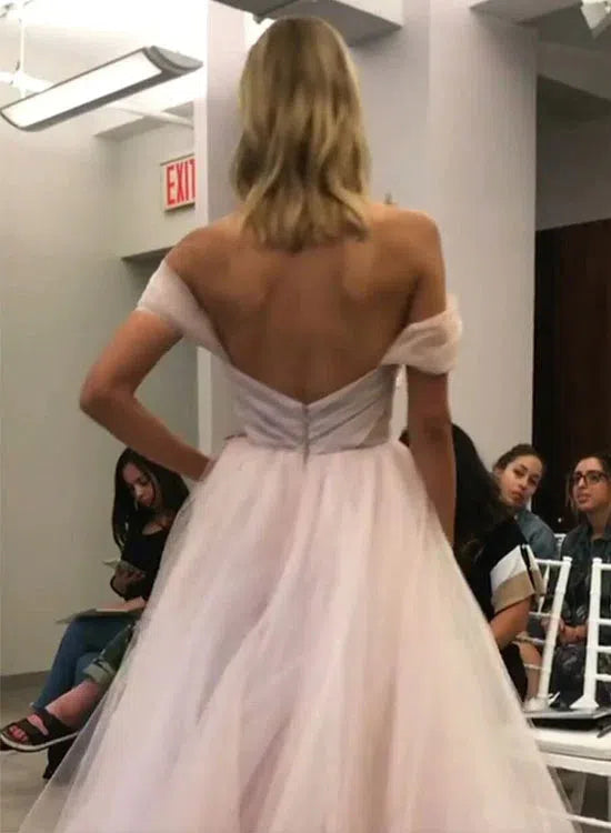 Off the Shoulder Blush Wedding Dresses with Full Tulle Skirt VW1417-wedding dresses 2025 -Viniodress-Blush Pink-Custom Size-