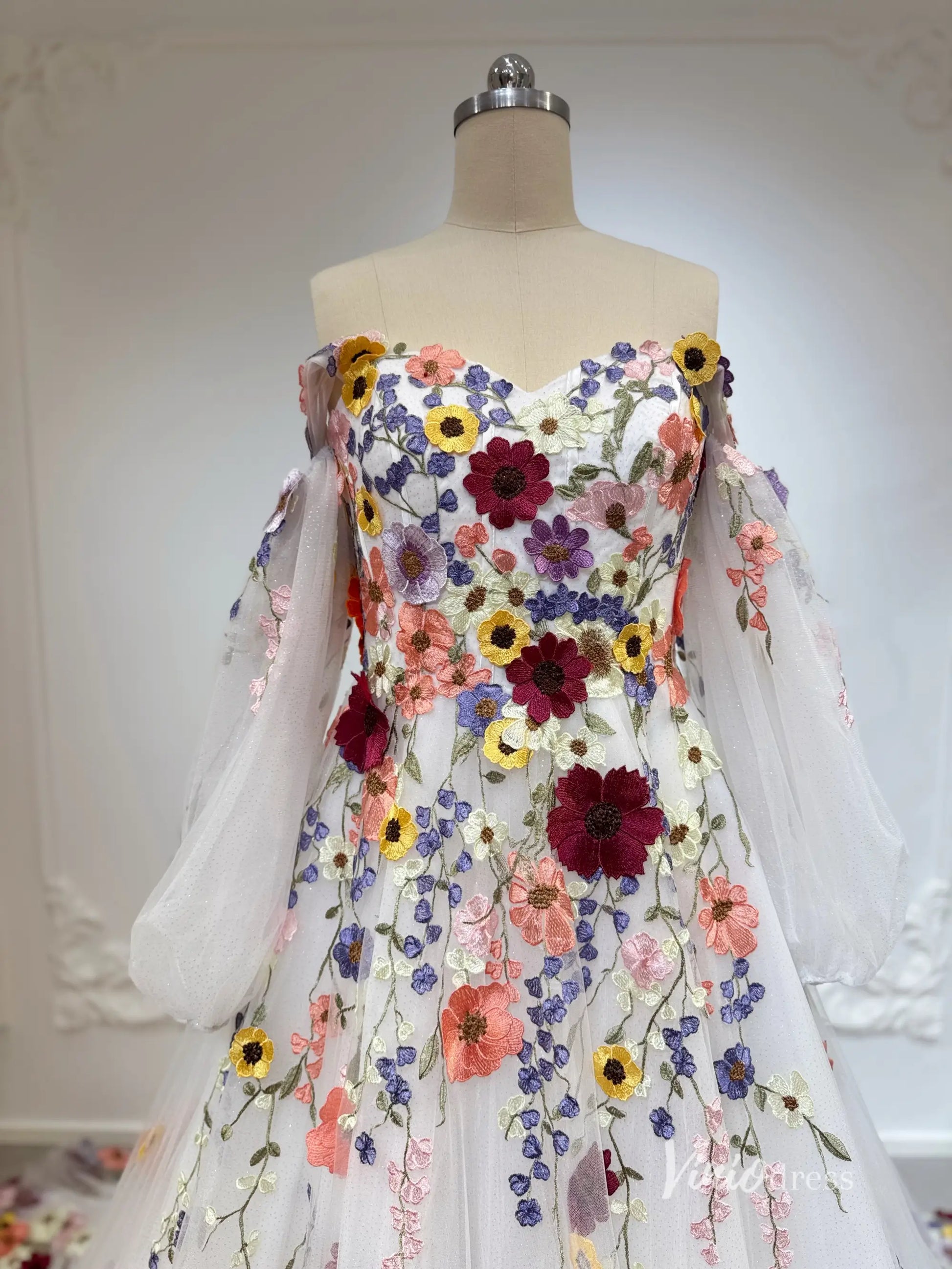 Off-the-Shoulder Colorful Wedding Dress | Sweetheart Neck A-Line Gown with Removable Bishop Sleeves FW237-wedding dresses 2025 -Viniodress-Ivory-Custom Size-