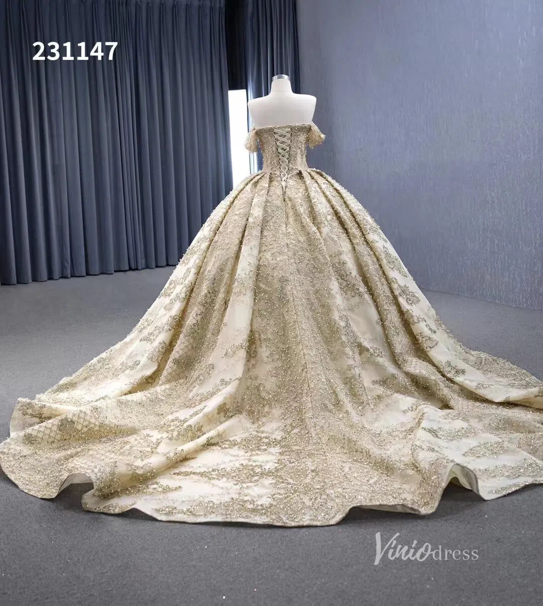 Off the Shoulder Green Wedding Gowns Champagne Quince Dresses 231147-Quinceanera Dresses-Viniodress-Viniodress