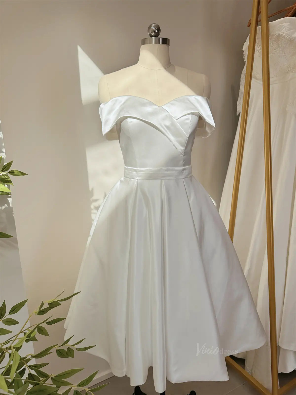 Off the Shoulder Ivory Homecoming Dresses Knee Length Prom Dress SD1275-Homecoming Dresses 2025 -Viniodress-Ivory-Custom Size-