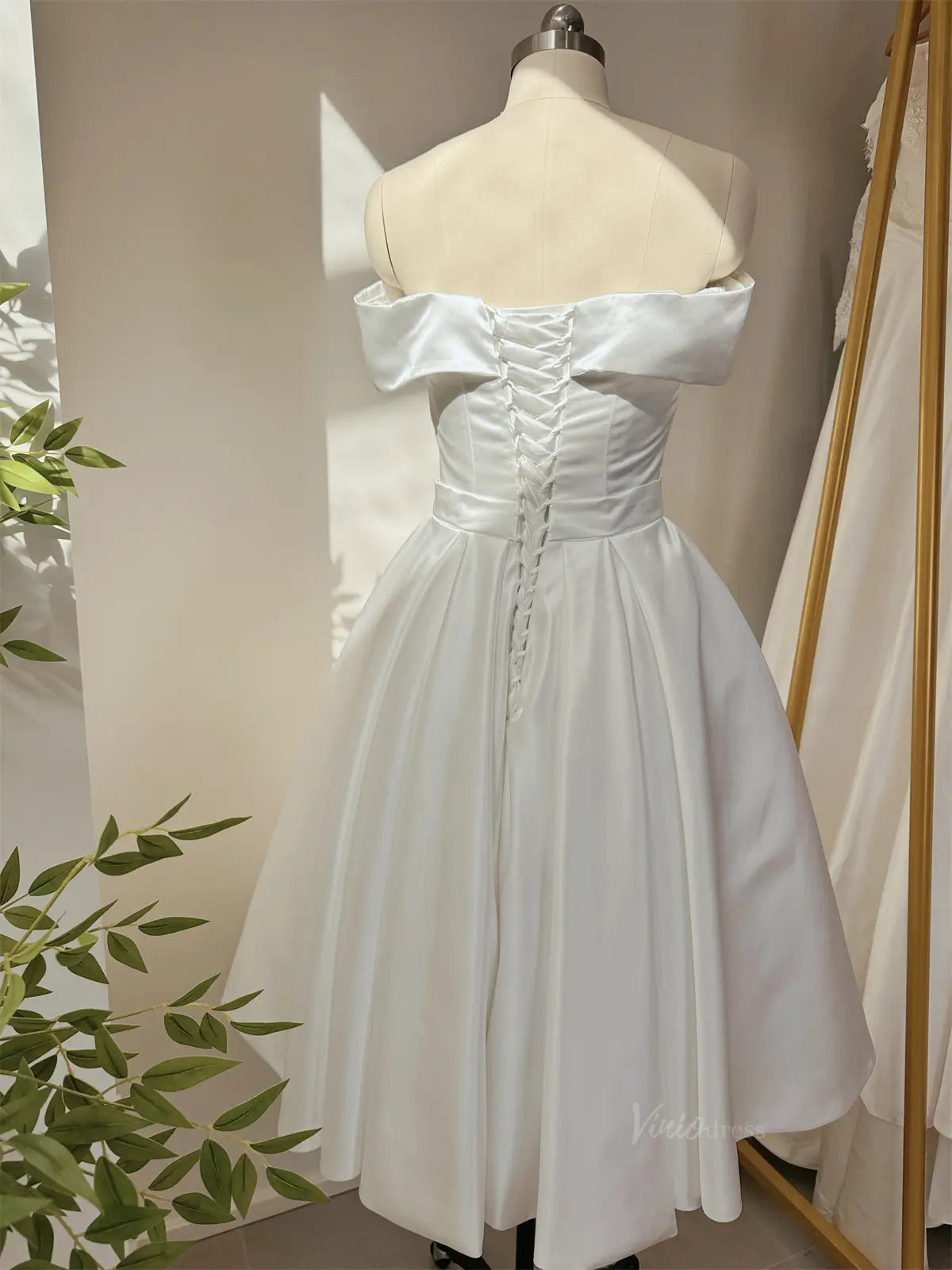 Off the Shoulder Ivory Homecoming Dresses Knee Length Prom Dress SD1275-Homecoming Dresses 2025 -Viniodress-Ivory-Custom Size-