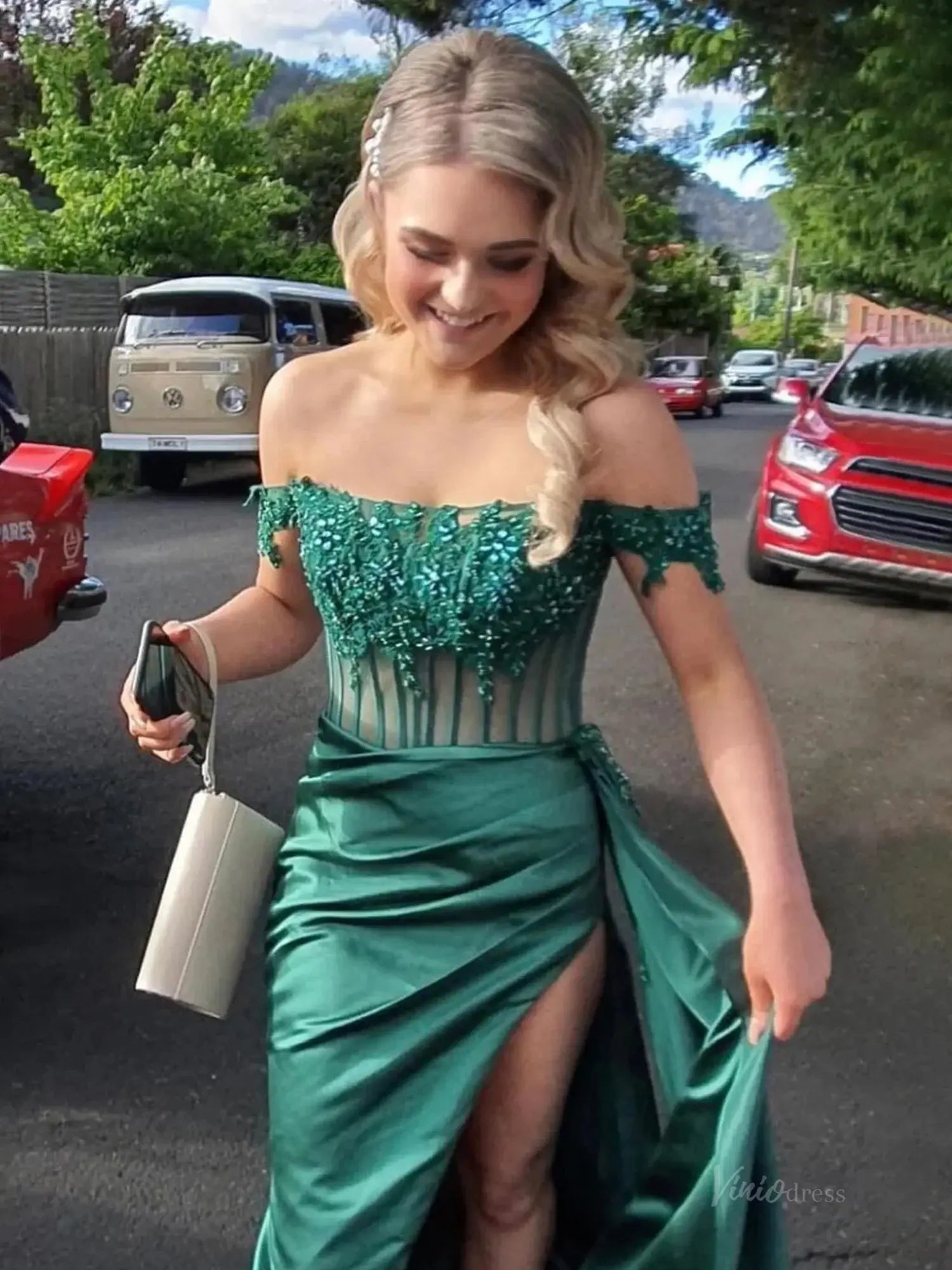 Off the Shoulder Satin Mermaid Prom Dresses 2025 with Slit & Lace Bodice – FD5063-prom dresses 2025 -Viniodress-Green-Custom Size-