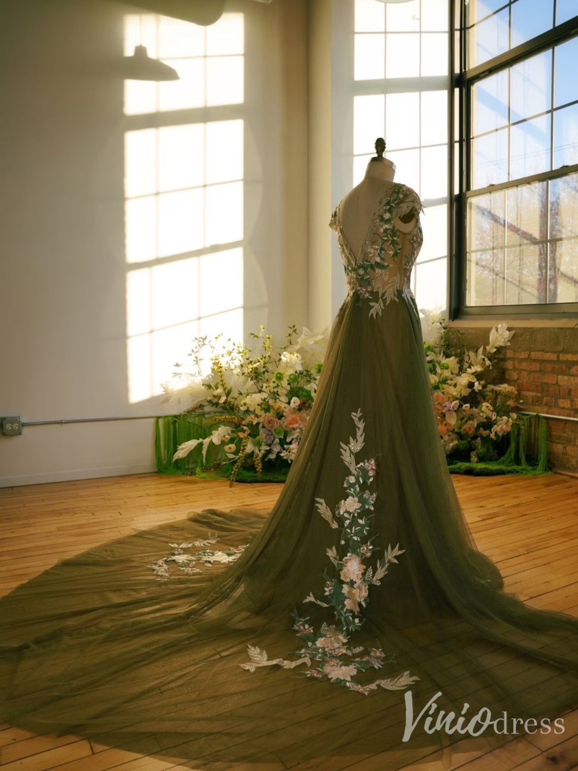 Olive Green Whimsical Wedding Dress | Tulle Gown with Meadow Embroidery, V-Neck, Cap Sleeves – FD6142-wedding dresses 2025 -Viniodress-Meadow Green-Custom Size-