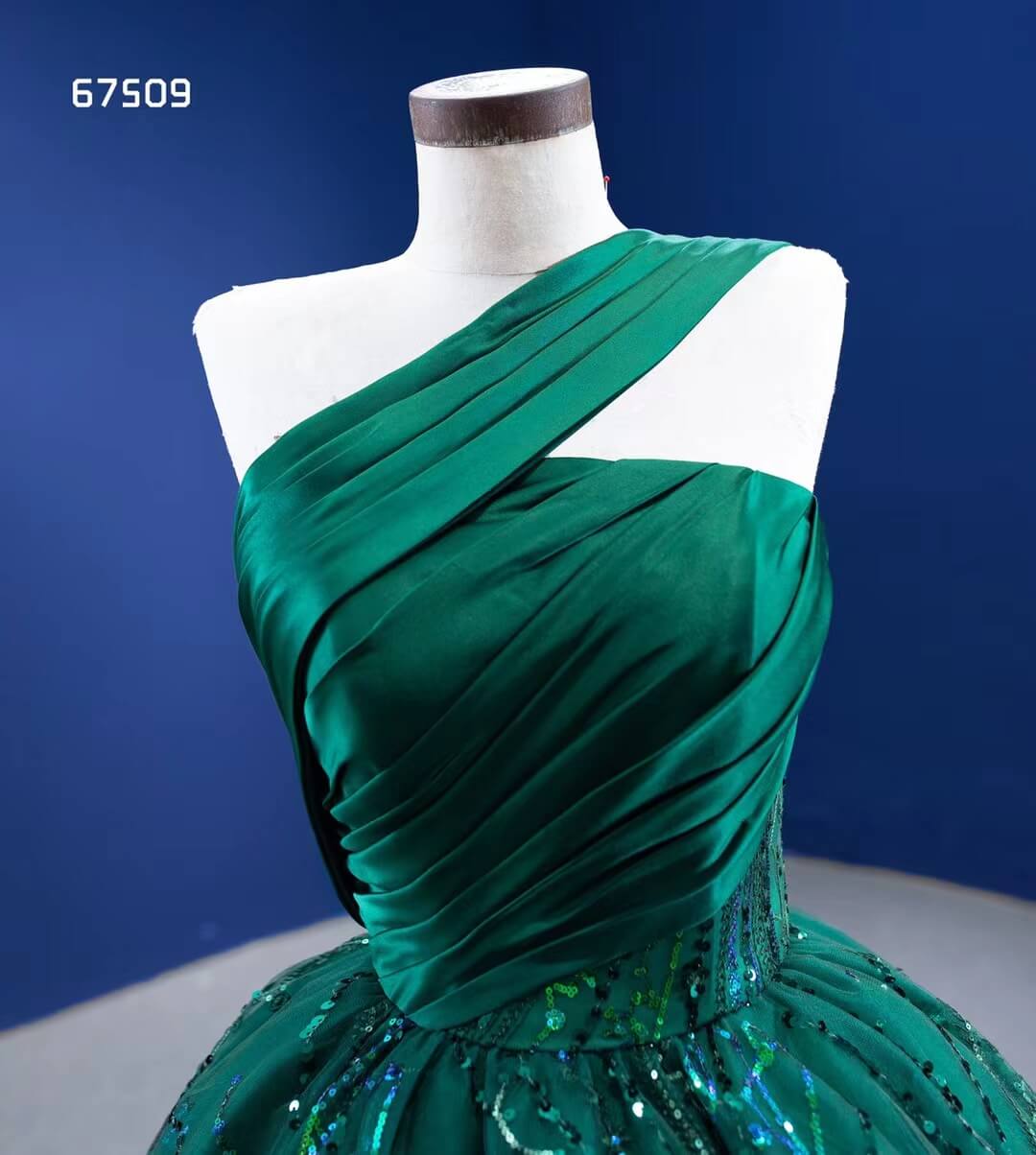 One-Shoulder Emerald Green Ball Gown | Wedding & Debutante Dress 67509-Quinceanera Dresses 2025 -Viniodress-Emerald Green-Custom Size-
