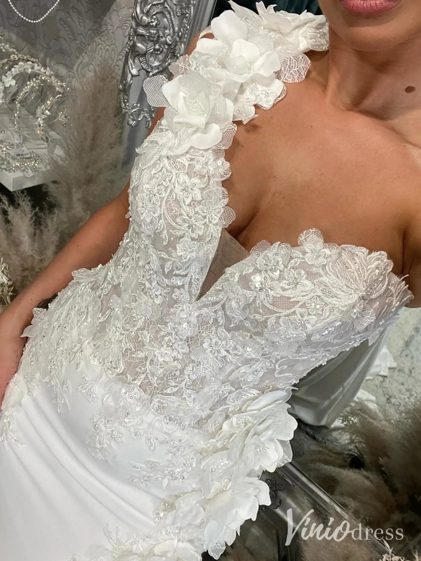 One-Shoulder Lace Wedding Dress with 3D Flowers, Sheer Corset Bodice and Slit – ML142-wedding dresses 2025 -Viniodress-Ivory-Custom Size-