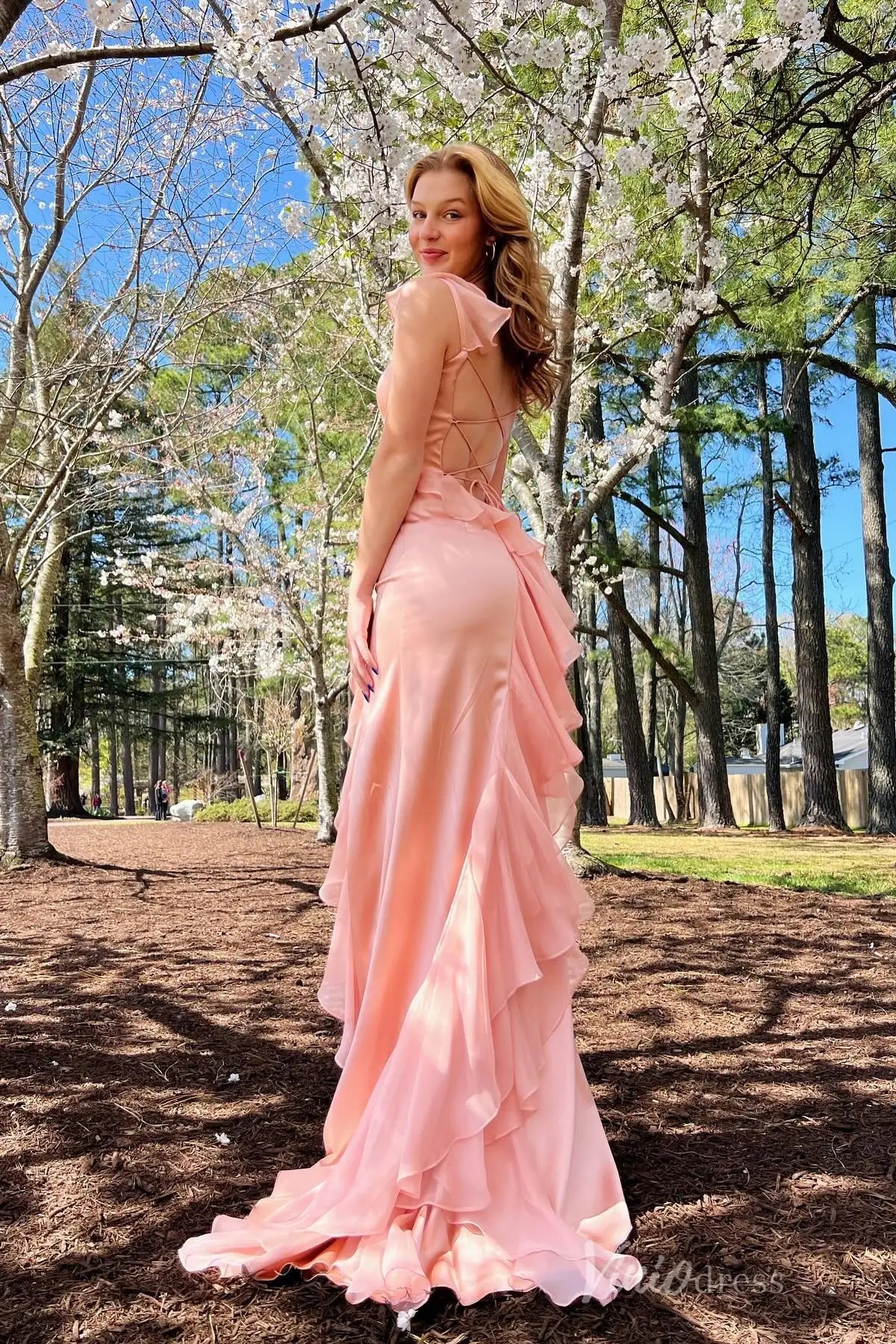 Peach Chiffon Ruffle Prom Dress with High Slit Skirt, and Lace-Up Back – SS054-Homecoming Dresses 2025 -Viniodress-Peach-Custom Size-