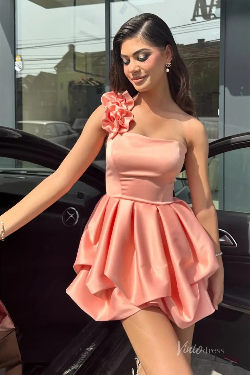 Peach One-Shoulder Satin Homecoming Dress with Floral Appliqué and Bubble Skirt – H1134-Homecoming Dresses 2025 -Viniodress-Peach-Custom Size-