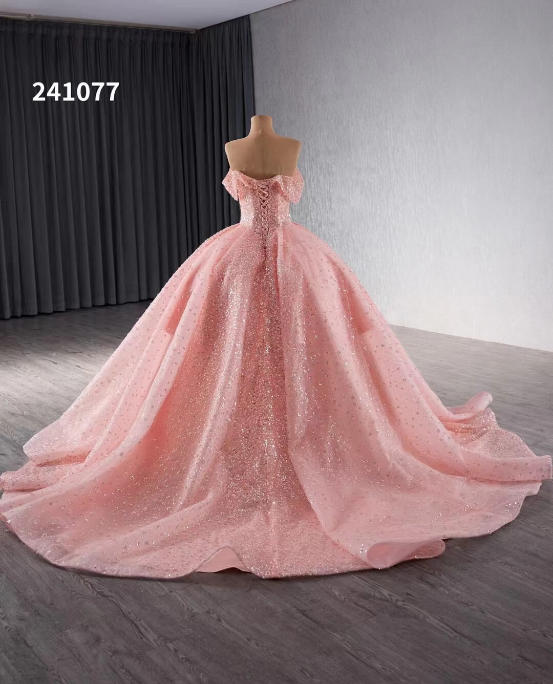 Pink Beaded Flower Wedding Gowns Sparkly Off the Shoulder Quinceanera Dress 241077-Quinceanera Dresses 2025 -Viniodress-Pink-Custom Size-