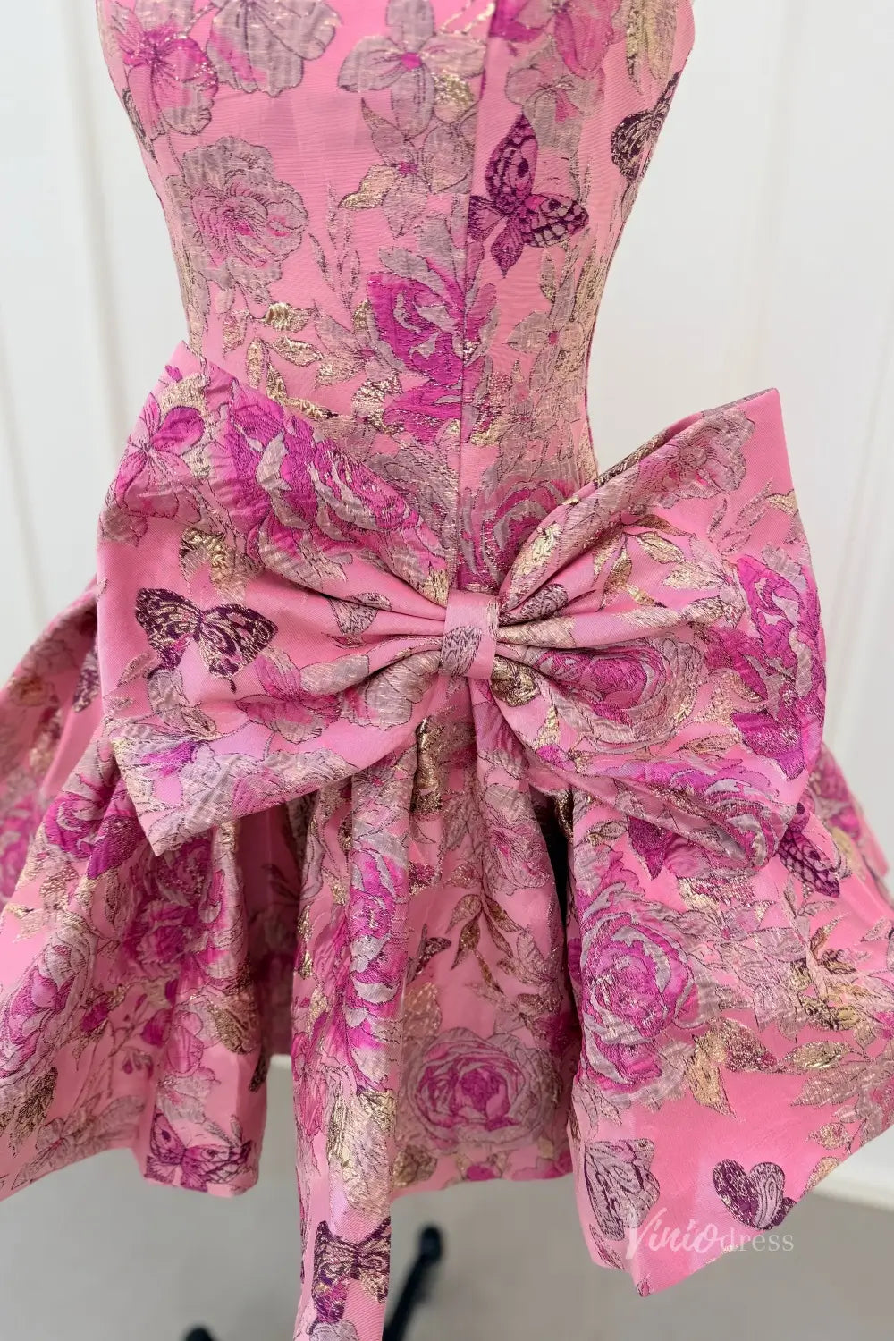 Pink Floral Jacquard Mini Prom Dress with Statement Bow & Bubble Hem Skirt – JC018-Homecoming Dresses 2026-Viniodress-Pink-Custom Size – Add Measurements in Cart-