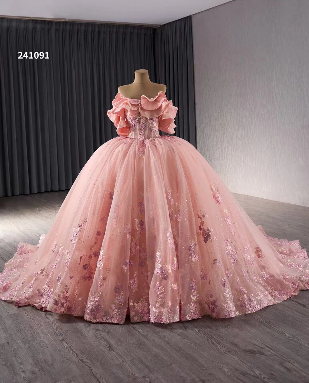 Pink Lace Applique Layered Wedding Gowns Convertible Quince Dress 241091-Quinceanera Dresses-Viniodress-Viniodress