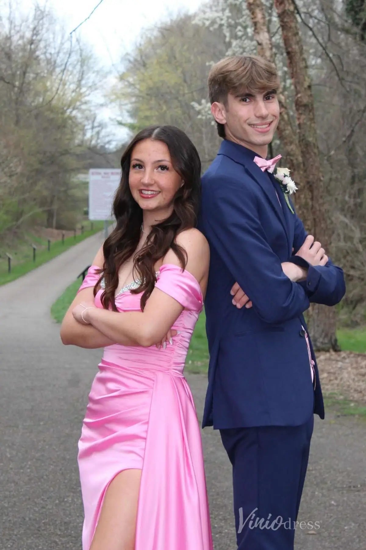 Pink Satin Off-Shoulder Prom Dress with Beaded Sweetheart Neckline, Ruched Bodice, High Slit – SS096-prom dresses 2025 -Viniodress-Pink-Custom Size-