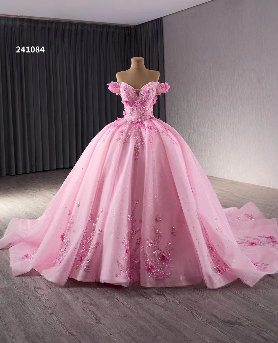 Pink Sparkly Lace Applique Wedding Gowns Off the Shoulder 3D Flower Quince Dress 241084-Quinceanera Dresses-Viniodress-Viniodress