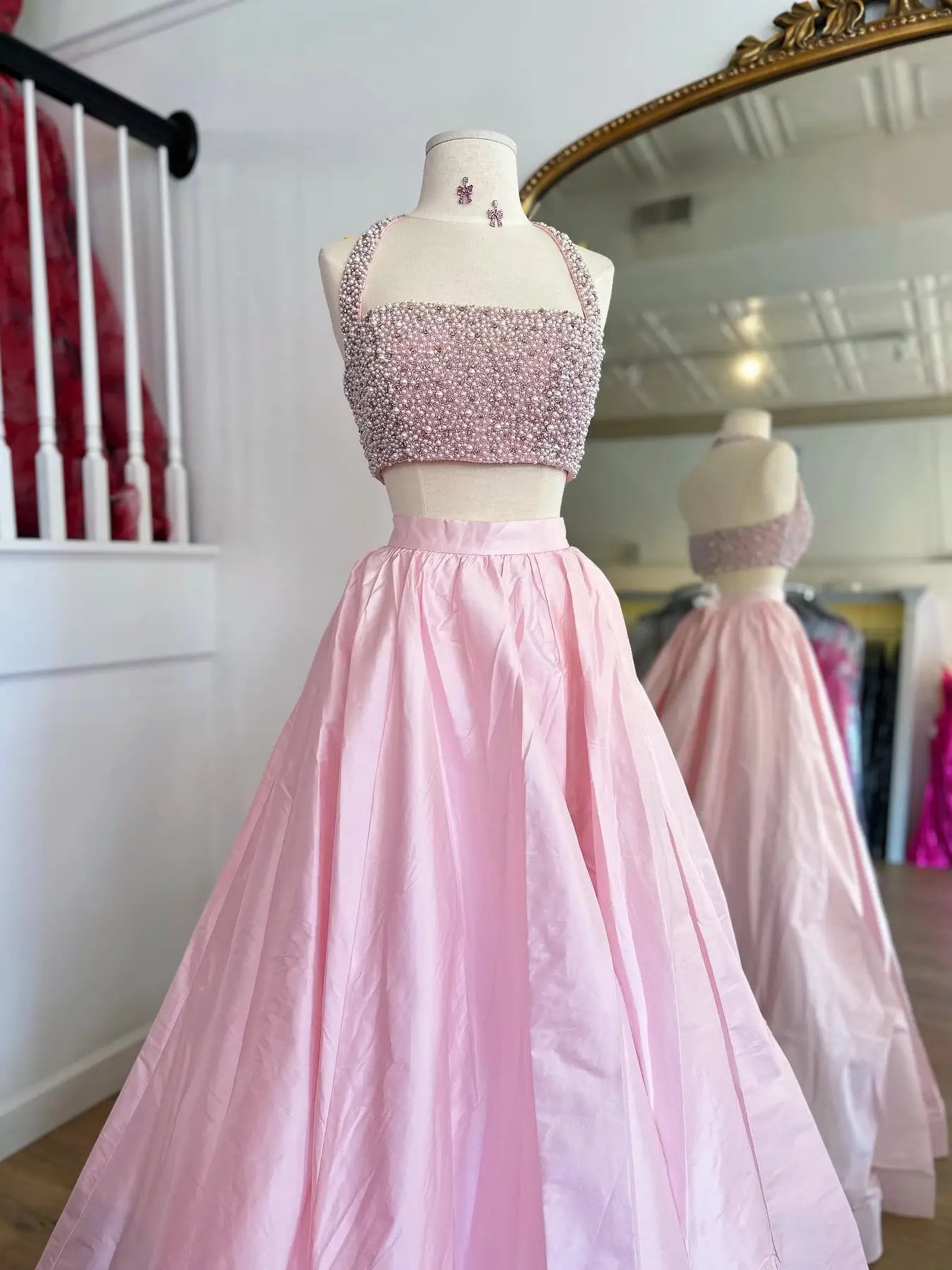 Pink Two-Piece Satin Prom Dress with Slit, Pearl Bodice & Halter Neck – Style FD5193-prom dresses 2025 -Viniodress-Pink-Custom Size-