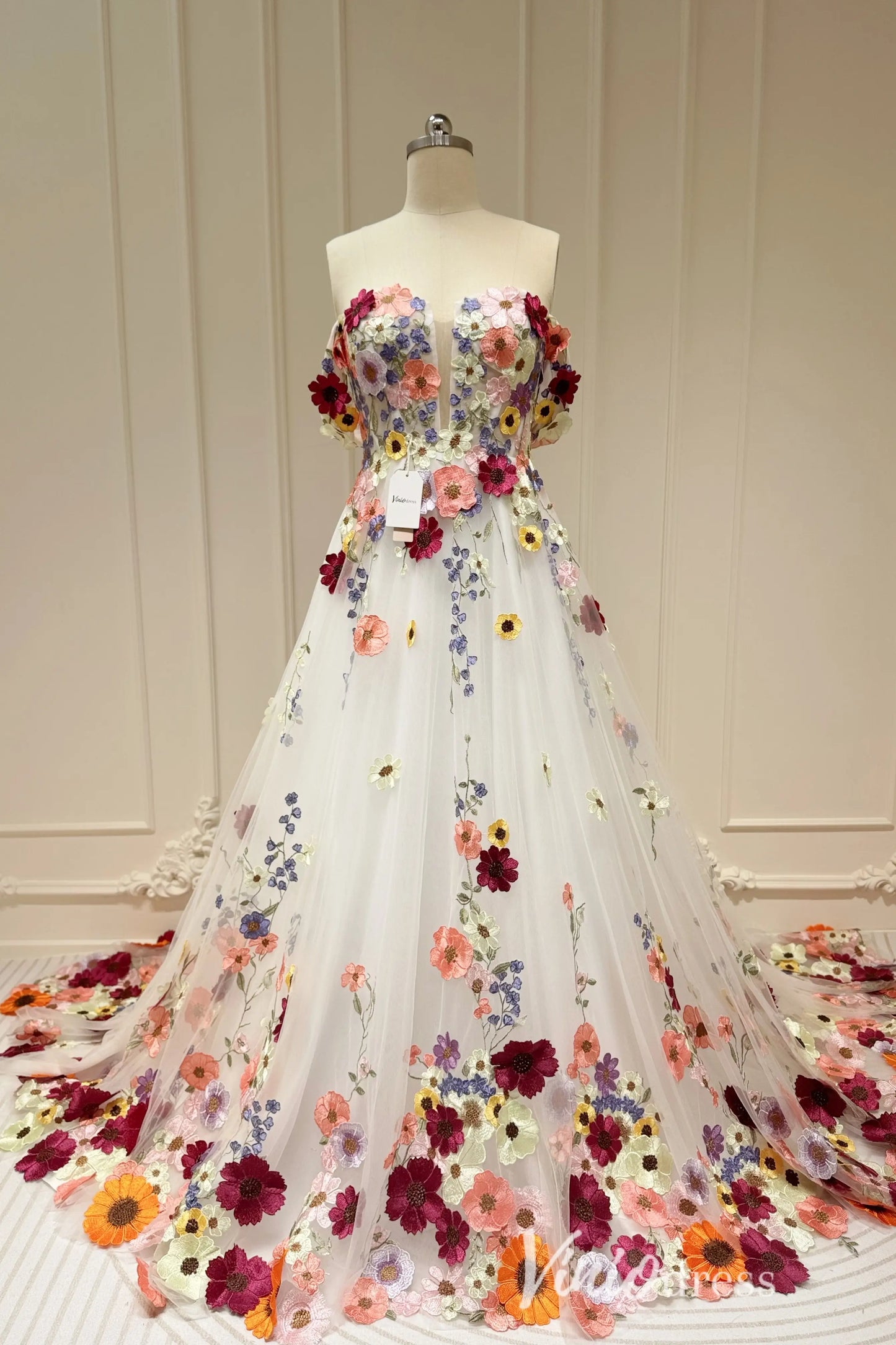 Plus Size Colorful Floral Wedding Dress | Off-the-Shoulder Sweetheart Gown with Chapel Train FW162-wedding dresses 2025 -Viniodress-Floral-Custom Size-