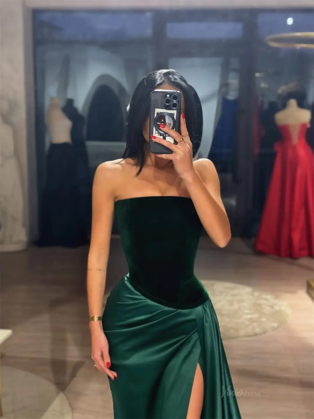 Green Satin Prom Dresses 2025 Strapless Formal Dresses with Slit FD5232