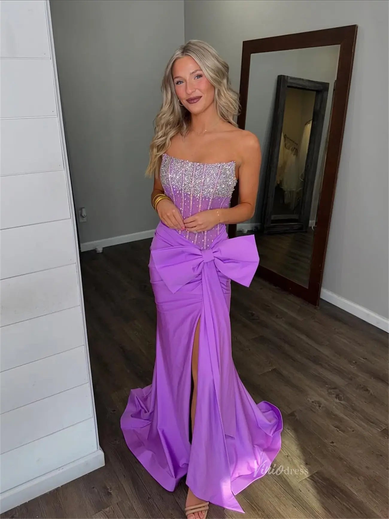 Purple Strapless Sheath Prom Dresses 2025 with Slit, Bow & Beaded Bodice – FD5067 - Viniodressprom dressesPurpleCustom Size - Formal Dresses - Ball Gowns