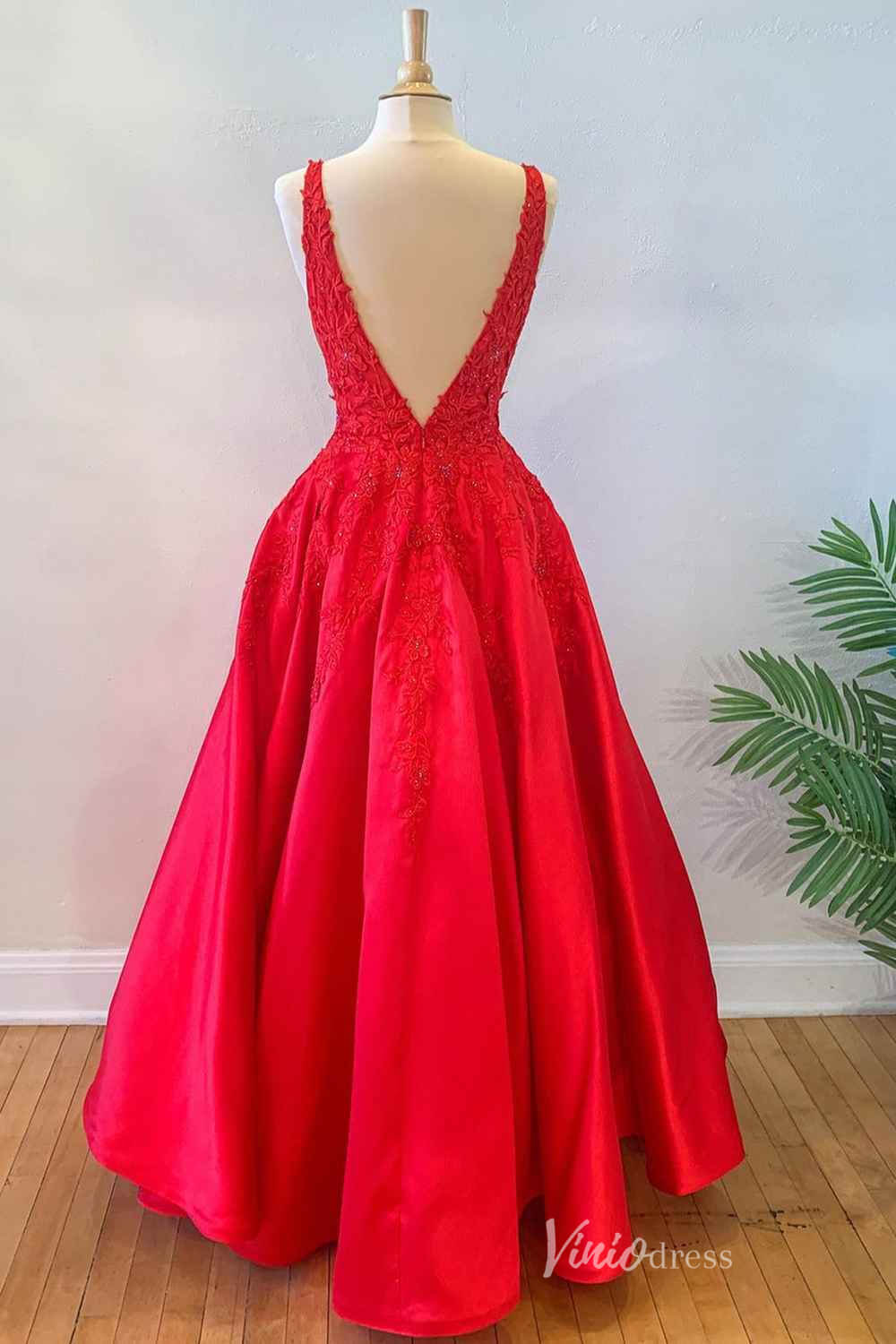 Prom Dress 2025 Red Lace Applique Cheap Prom Dresses Plunging V-Neck Satin Formal Gown FD4094-unique prom dresses-Red-Custom Size-Viniodress