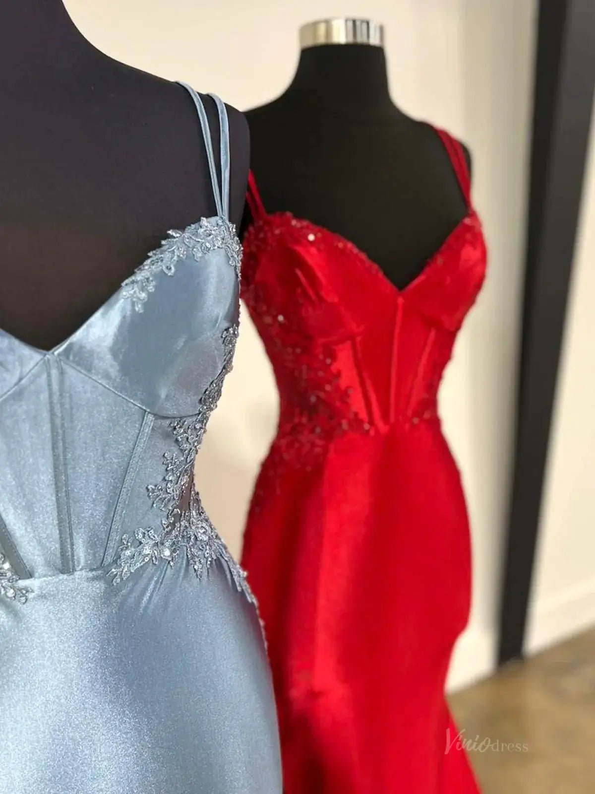 Satin Mermaid Prom Dresses 2025 with Lace Applique, V - Neck & Spaghetti Strap – FD5061 - Viniodressprom dressesGreenCustom Size - Formal Dresses - Ball Gowns