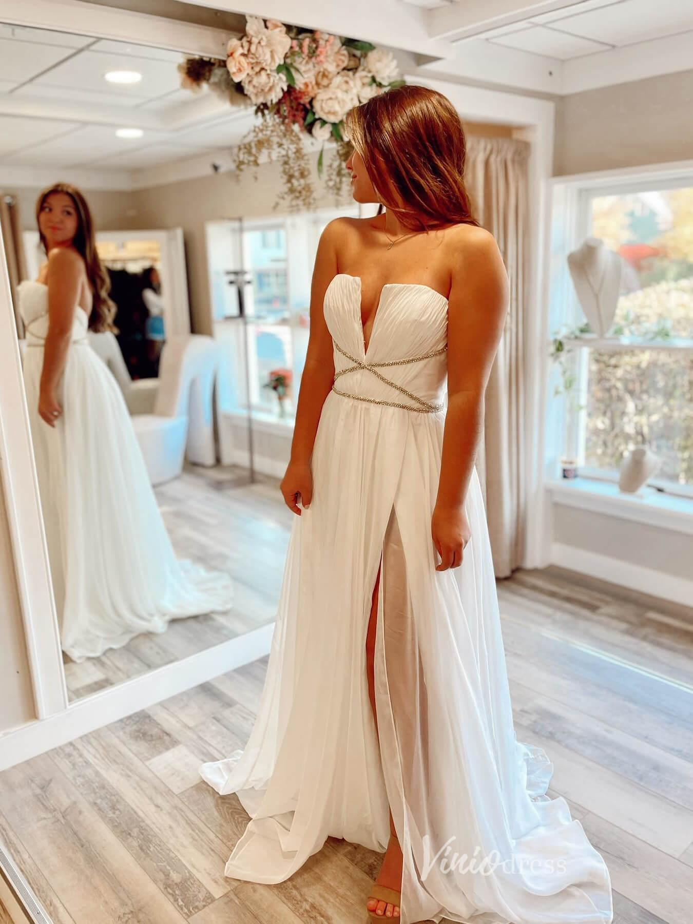 Prom Dress 2025 Strapless Chiffon Prom Dresses with Slit Pleated Bodice V-Neck FD3971-unique prom dresses-Ivory-Custom Size-Viniodress