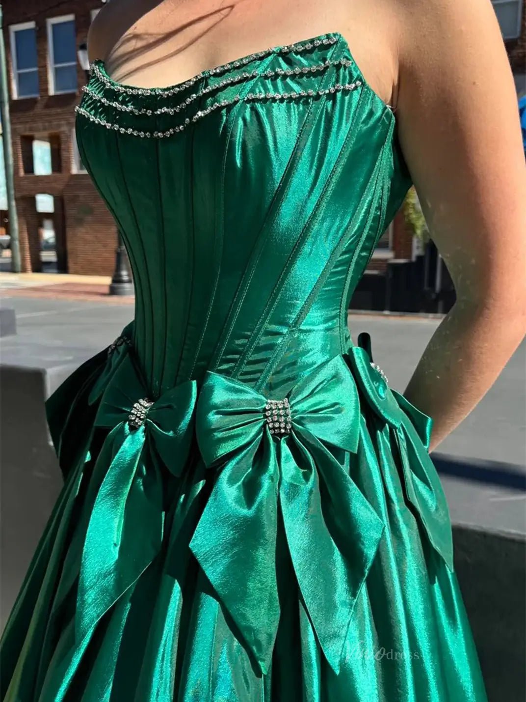 Strapless Satin A - Line Prom Dresses 2025 Bow - Tie Pleated Formal Gown - FD5146 - Viniodressprom dressesGreenCustom Size - Formal Dresses - Ball Gowns