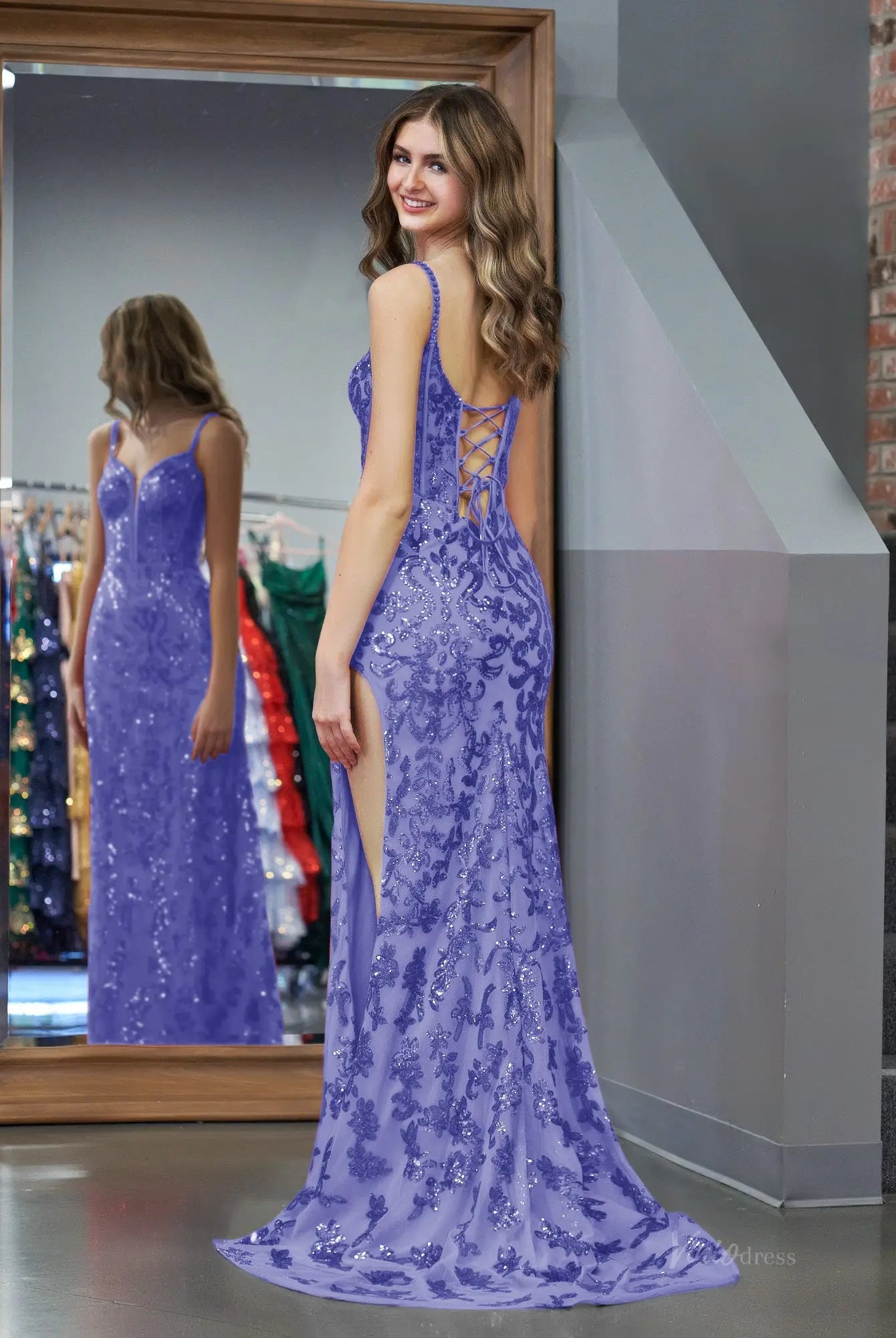 Stunning Sparkly Lace Mermaid Prom Dress 2025 with Slit, Spaghetti Strap & Plunging V-Neck  – FD5032