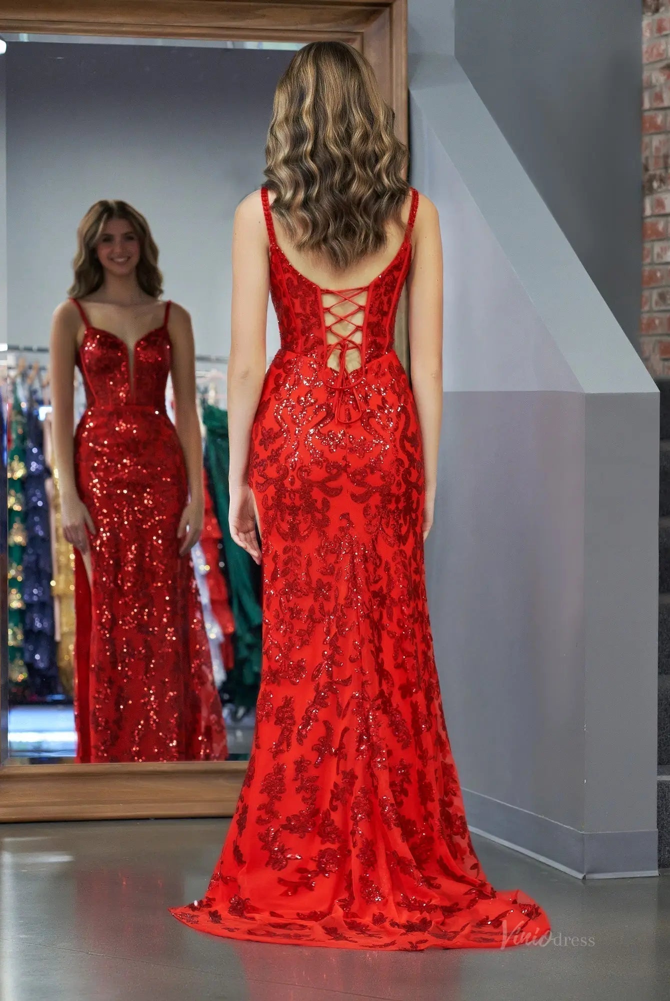 Stunning Sparkly Lace Mermaid Prom Dress 2025 with Slit, Spaghetti Strap & Plunging V - Neck – FD5032 - Viniodressprom dressesRedCustom Size - Formal Dresses - Ball Gowns