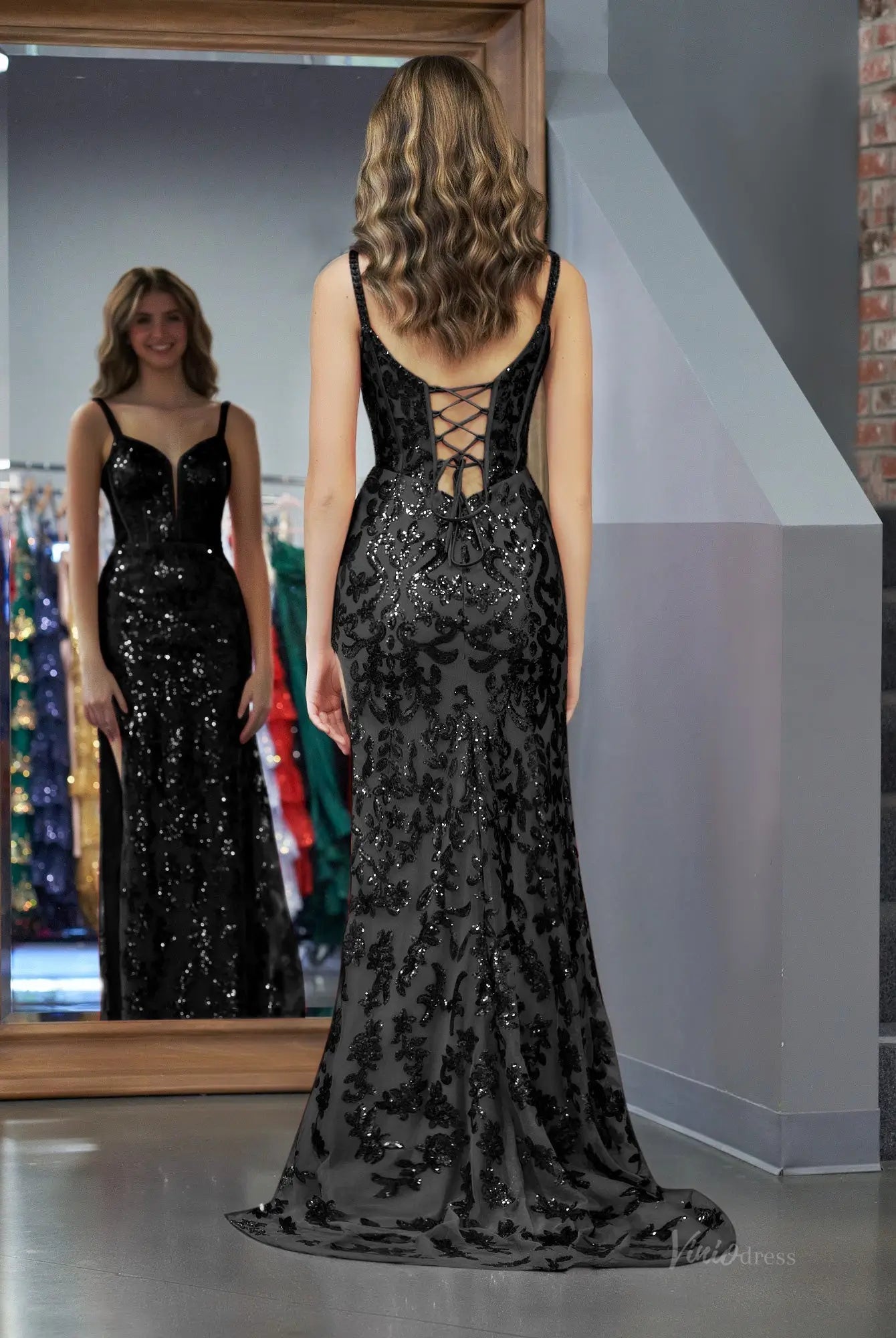 Stunning Sparkly Lace Mermaid Prom Dress 2025 with Slit, Spaghetti Strap & Plunging V - Neck – FD5032 - Viniodressprom dressesBlackCustom Size - Formal Dresses - Ball Gowns