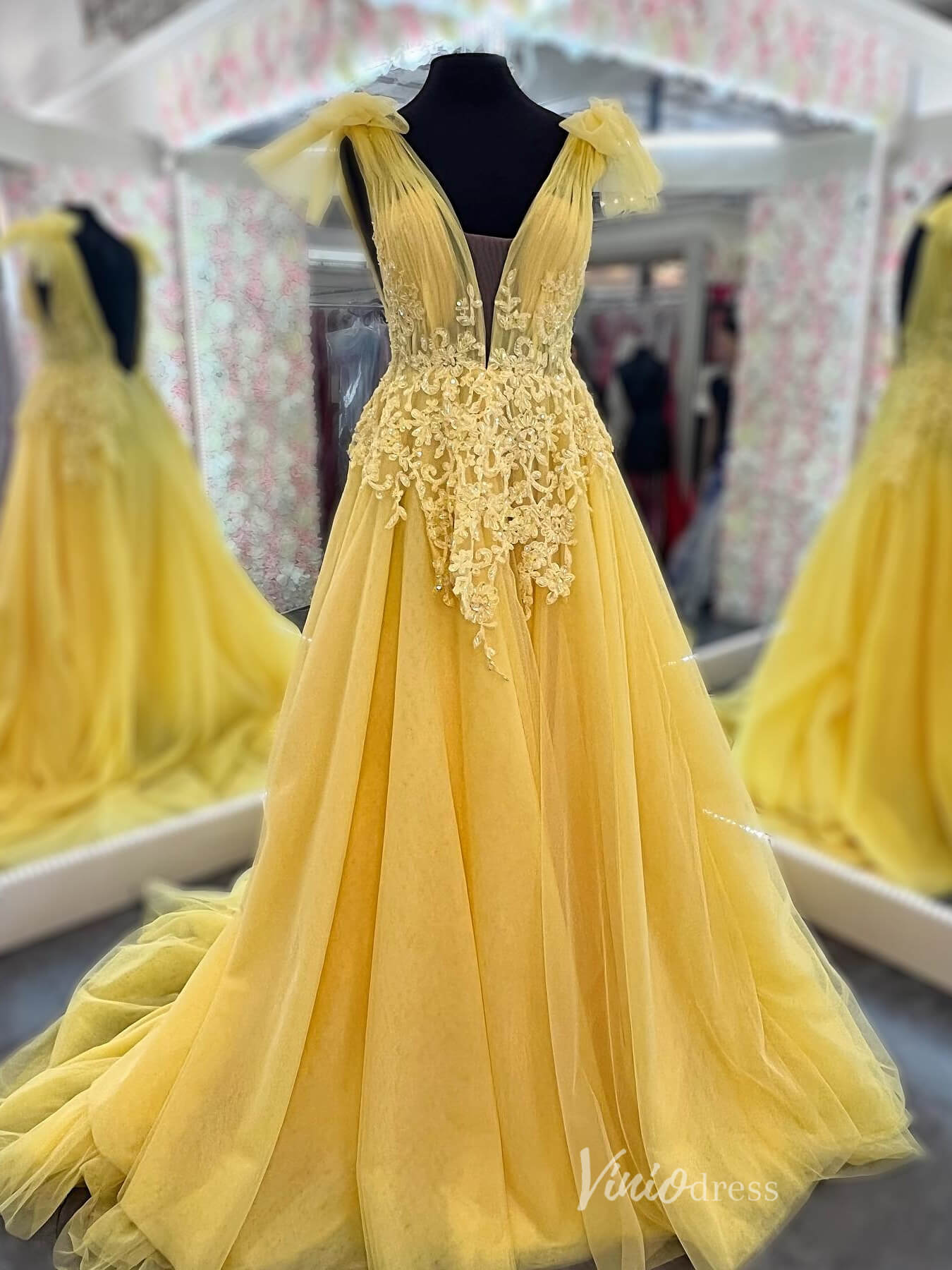 Yellow Lace Applique Pleated Tulle Prom Dresses Bow - Tie Plunging V - Neck FD4009 - Viniodressprom dressesYellowCustom Size - Formal Dresses - Ball Gowns