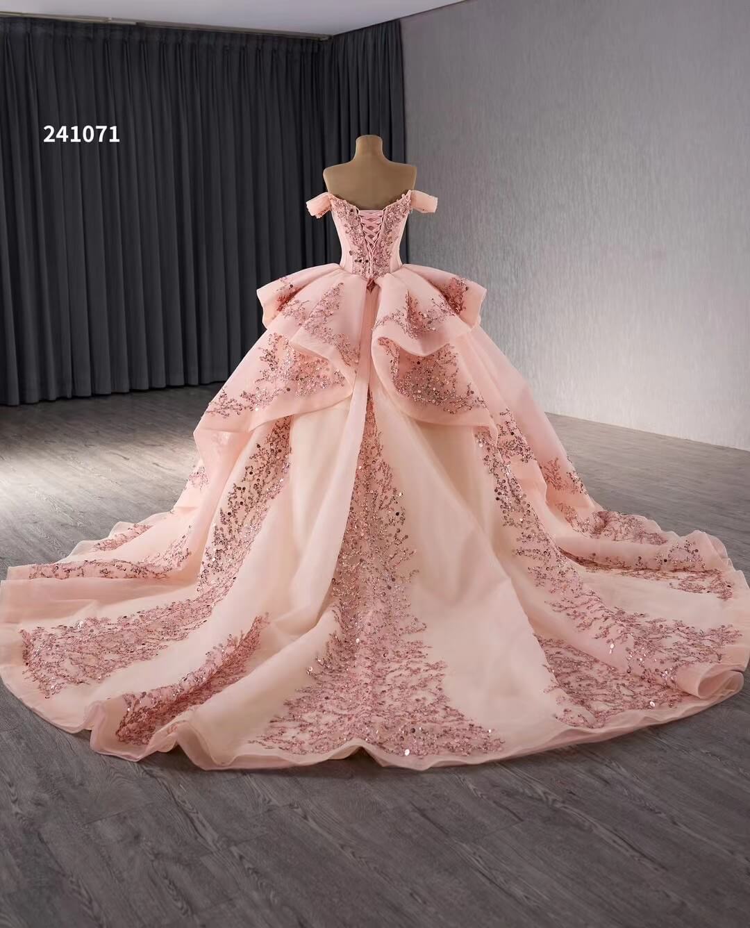 Red Beaded Lace Tiered Wedding Gowns Removable Overskirt Off the Shoulder Quince Dress 241071-Quinceanera Dresses 2025 -Viniodress-Red-Custom Size-