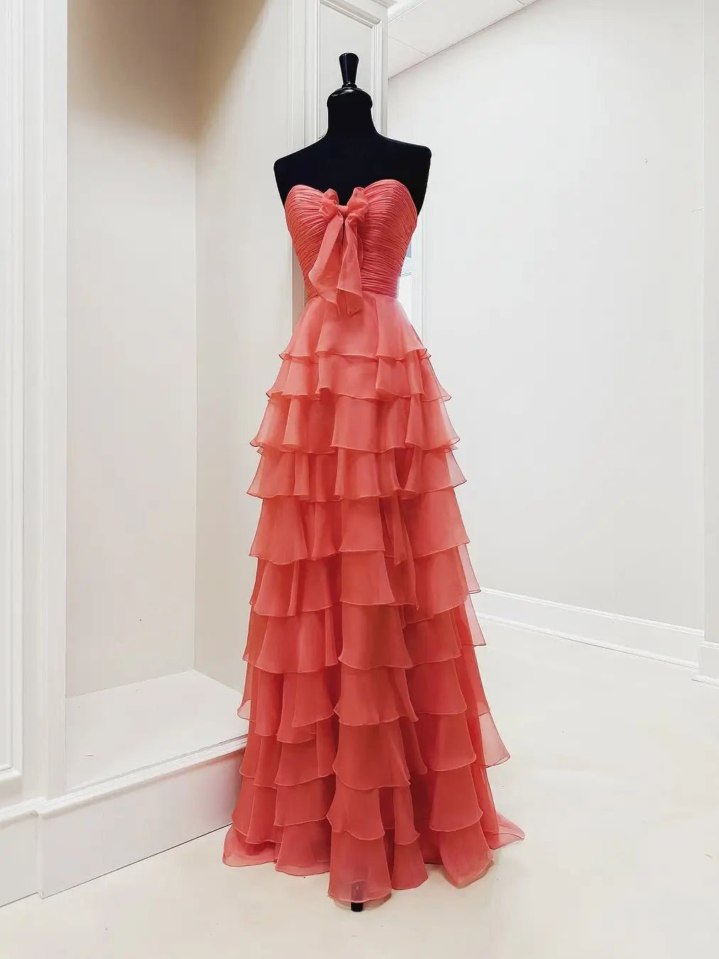 Red Chiffon Prom Dress with Sweetheart Neckline & Tiered Bottom – FD6097-prom dresses 2025 -Viniodress-Coral-Custom Size-
