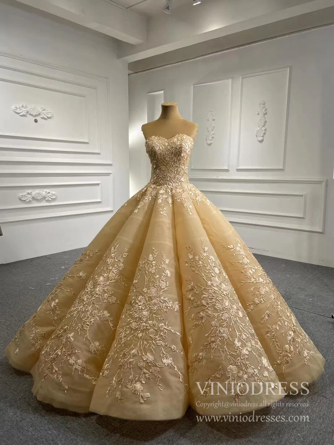 Red Cinderella Quinceañera Ball Gown | Long Sleeve Debut Dress with Corset Back 66699 viniodress-Quinceanera Dresses 2025 -Viniodress-Red-Custom Size-