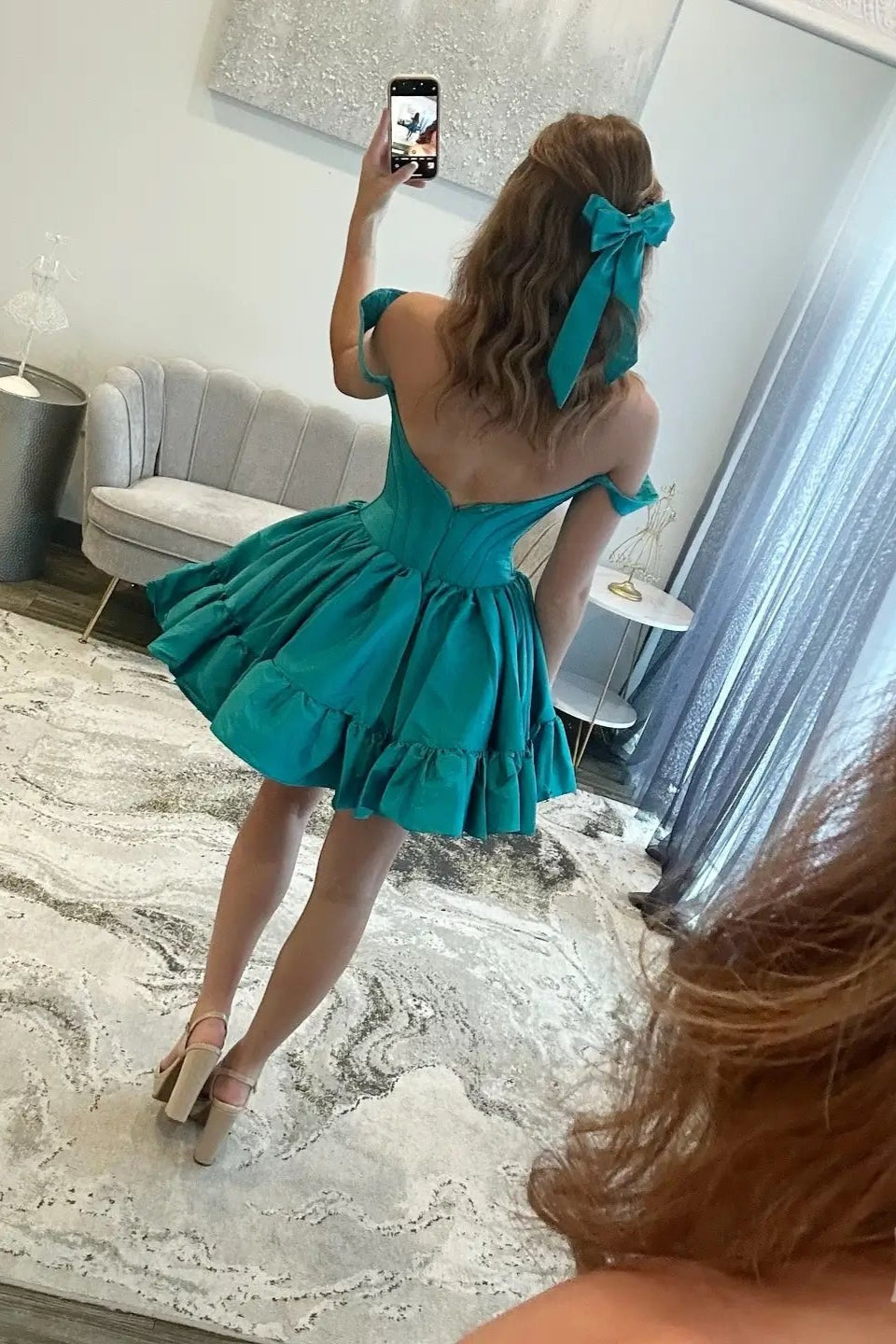 Red Off-Shoulder Homecoming Dress with Bow Hair Tie & Ruffled Skirt – H1166-Homecoming Dresses 2025 -Viniodress-Red-Custom Size-