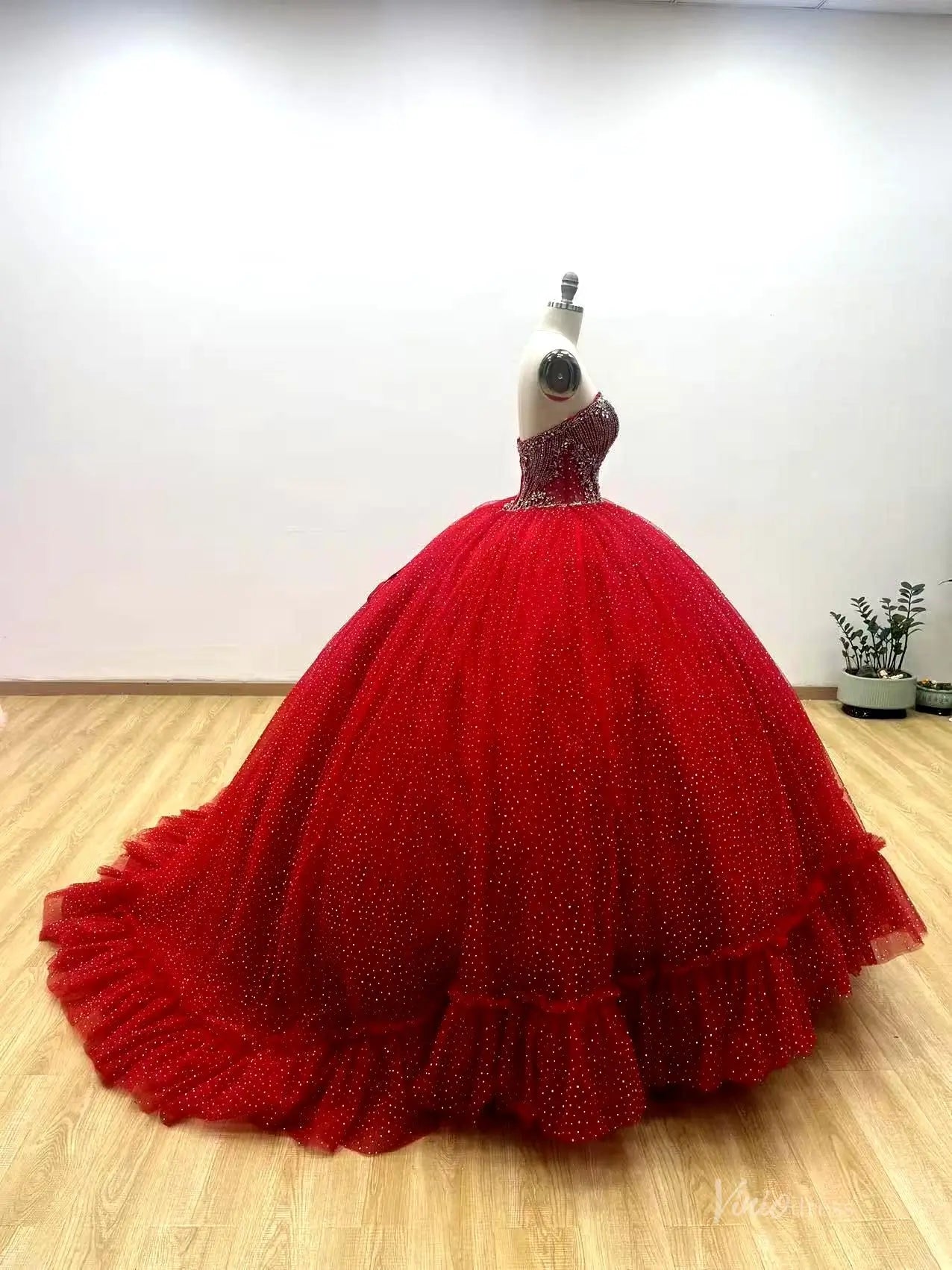 Red Rhinestone Strapless Quinceañera Ball Gown with Sweetheart Neckline & Glitter Tulle – QC008-Quinceanera Dresses 2026-Viniodress-Red-Custom Size – Add Measurements in Cart-