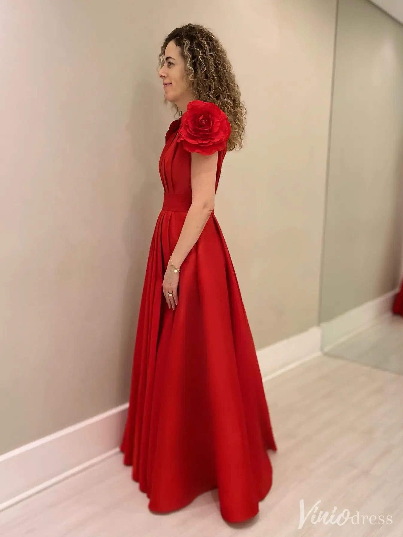 Red Satin Formal Gowns with 3D Flower Shoulder Elegant Evening Dresses V-Neck | IS008-prom dresses 2025 -Viniodress-Red-Custom Size-