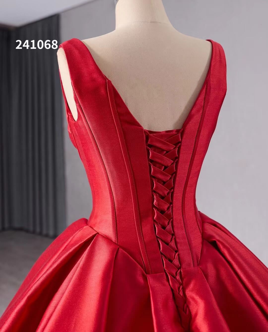 Red Satin Wedding Dress with Chapel Train V-Neck Ball Gown 241068-Quinceanera Dresses-Viniodress-Viniodress