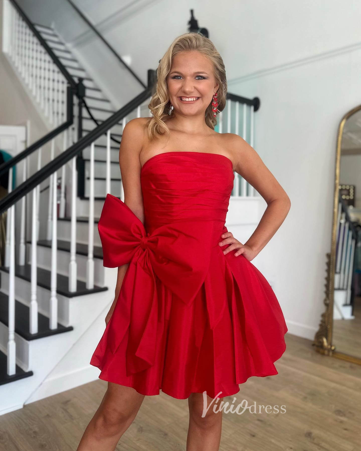 Red Strapless Satin Homecoming Dresses Bow-Tie Short Prom Dress SD1640-prom dresses 2025 -Viniodress-Red-Custom Size-