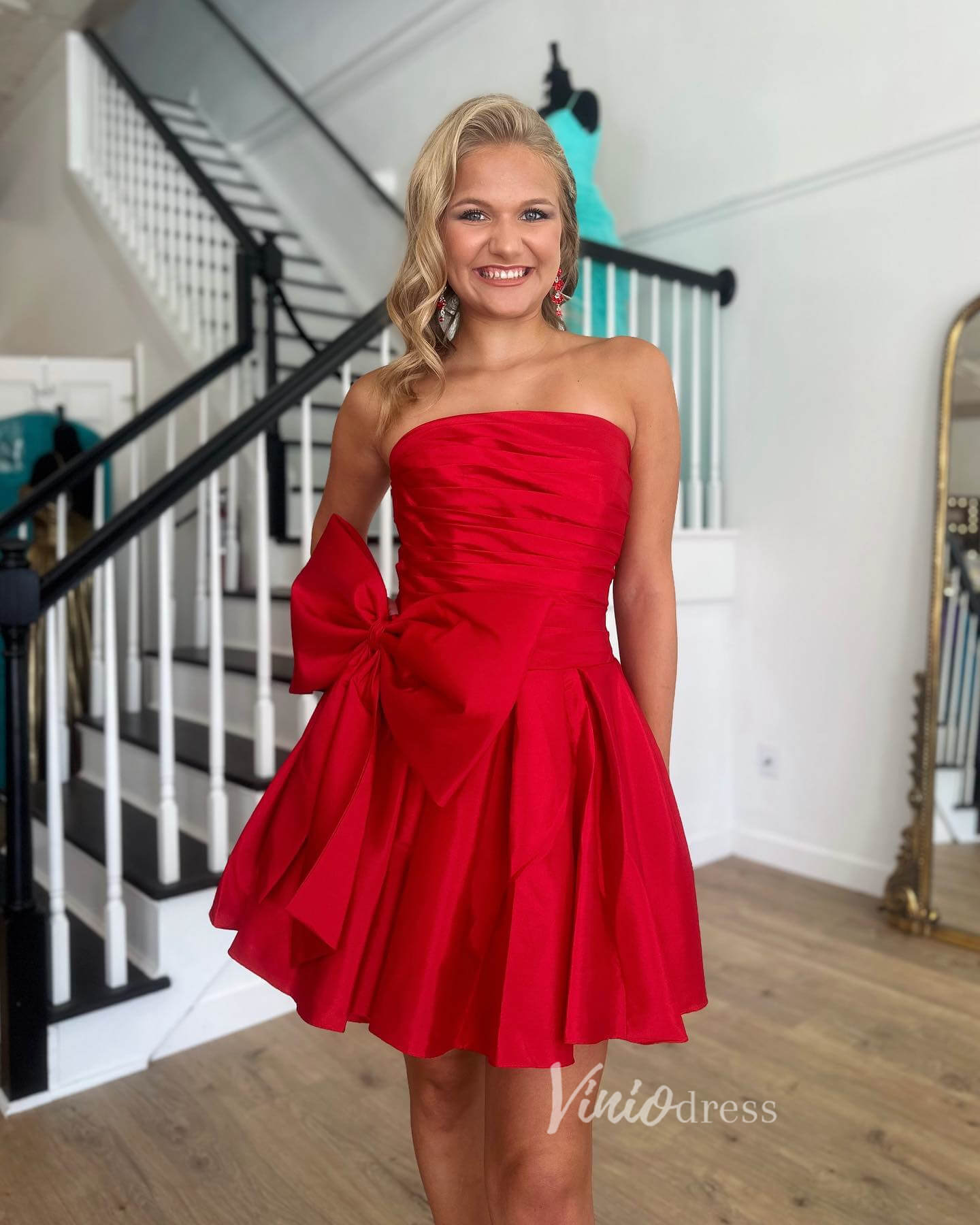 Red Strapless Satin Homecoming Dresses Bow-Tie Short Prom Dress SD1640-prom dresses 2025 -Viniodress-Red-Custom Size-