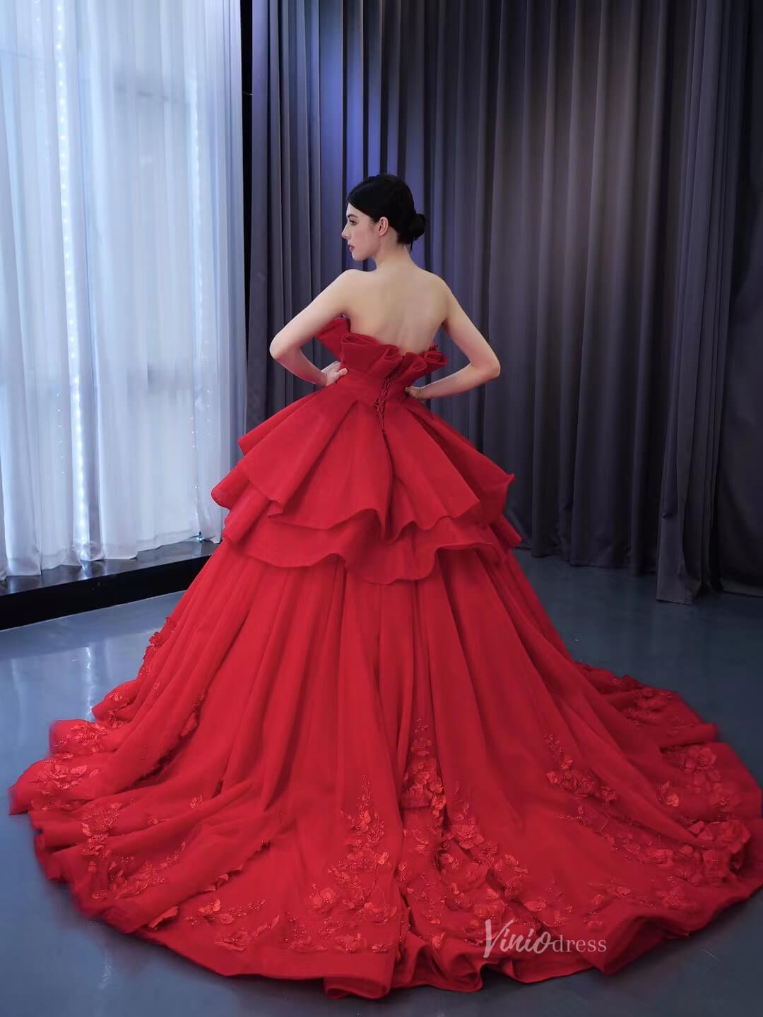 fitted lace wedding dress Red Strapless Sweet 16 Ball Gowns Ruffled Wedding Dresses with Flowers –  Viniodress