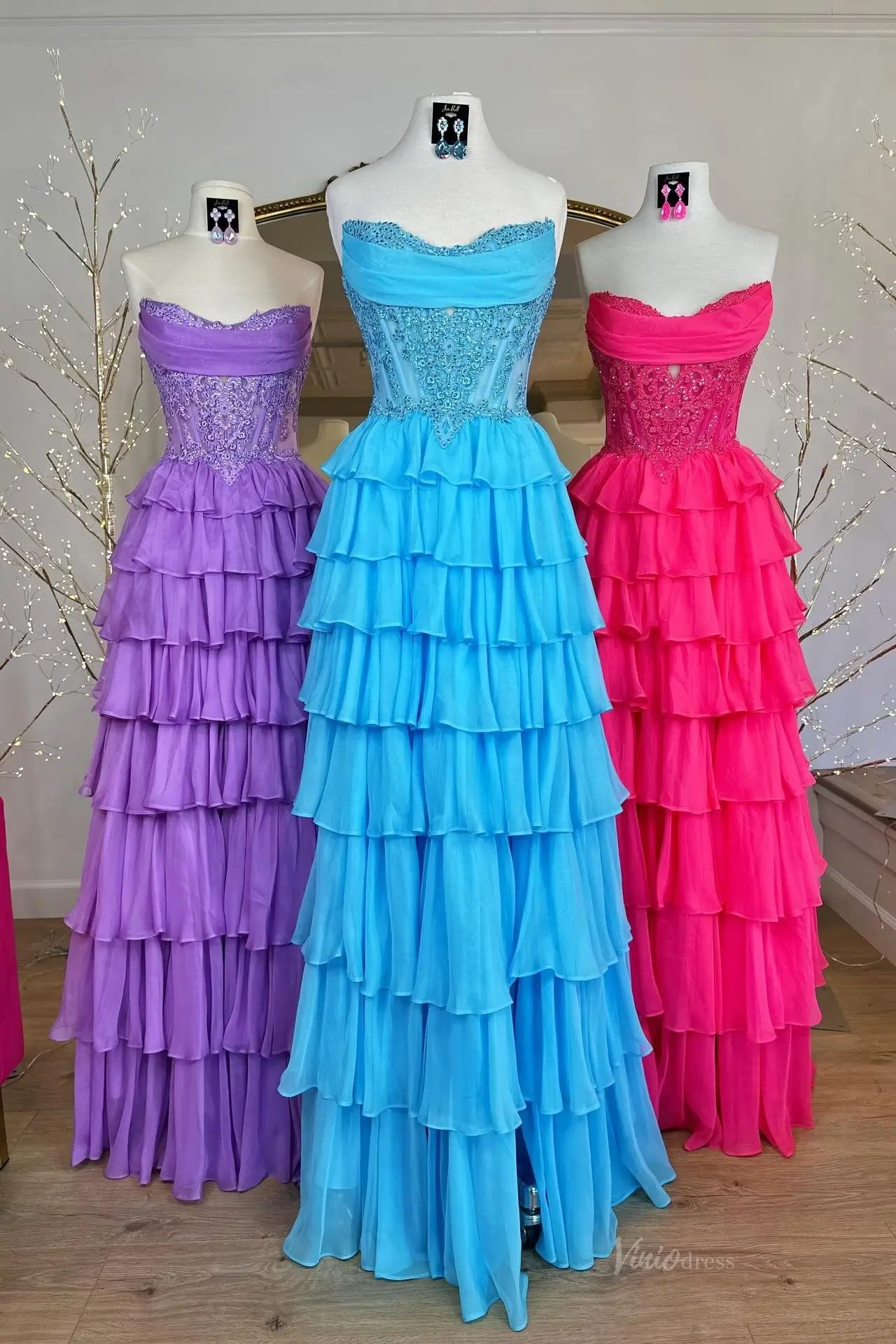 Red Tiered Ruffle Prom Dress with Beaded Lace Corset Bodice, Choker Scarf & Slit – RF325-prom dresses 2026-Viniodress-Red-Dress Only-Custom Size – Add Measurements in Cart