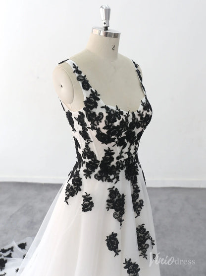 Romantic Black Lace Appliqued White Wedding Dress with Scoop Neckline and Chapel Train – BK121-wedding dresses 2025 -Viniodress-Ivory-Custom Size-