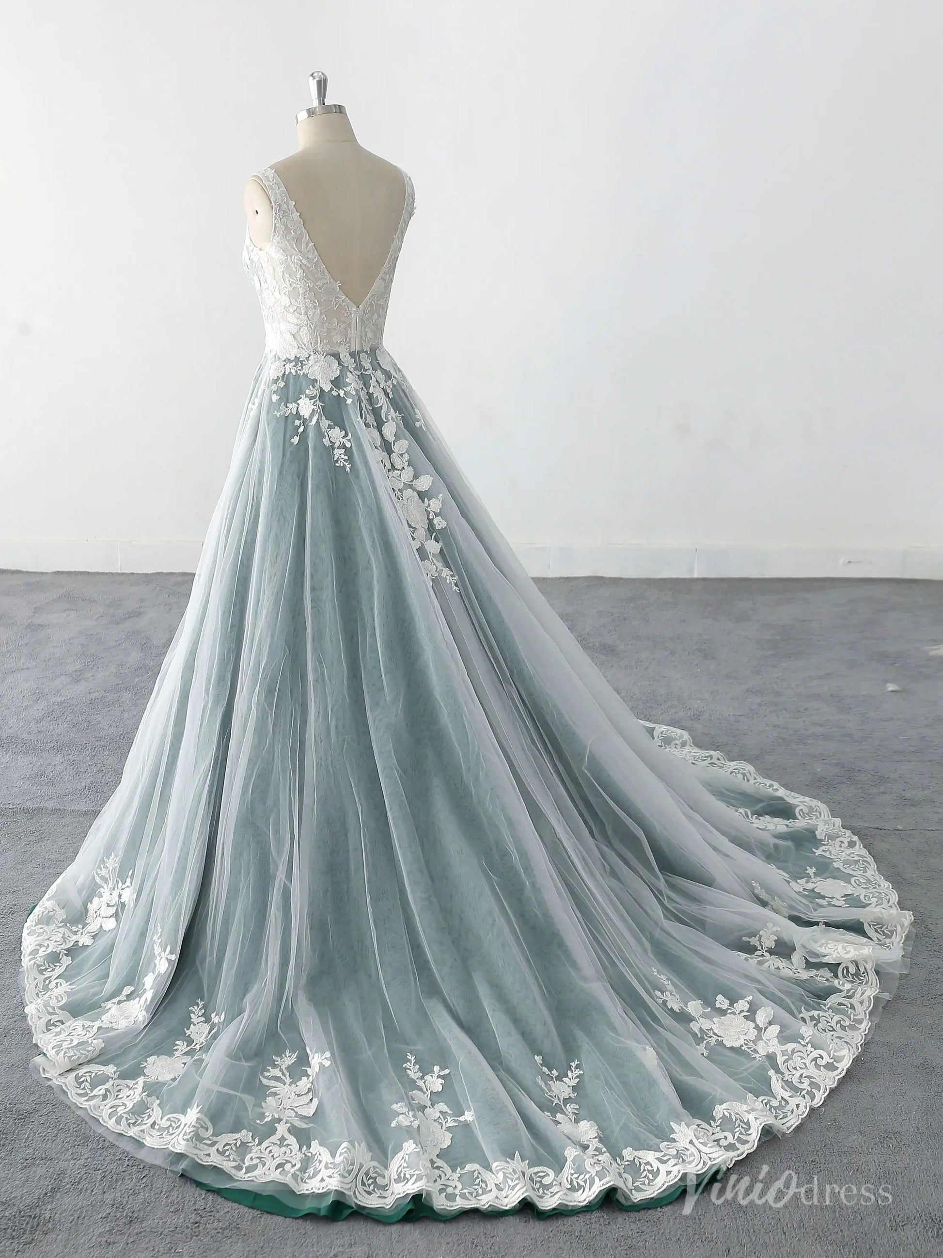 Romantic Dusty Blue Wedding Dress with Floral Lace Appliques, V-Neck Bodice, and Scalloped Lace Hem – FW219-wedding dresses 2025 -Viniodress-Dusty Blue-Custom Size-