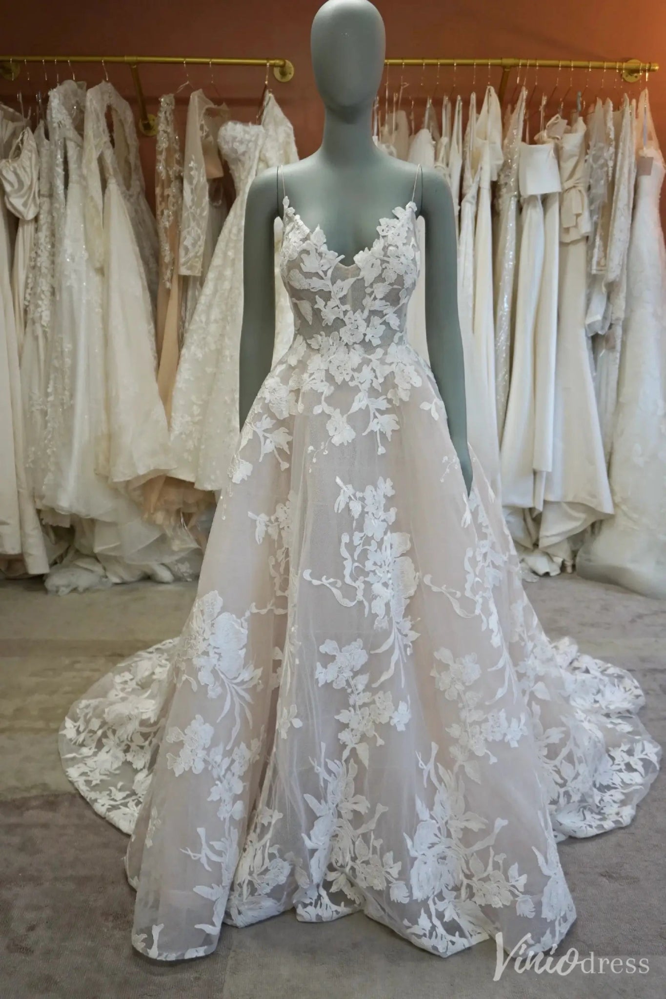 Romantic Floral Lace A-Line Wedding Dress with Sheer Bodice & Chapel Train – VW2505-wedding dresses 2025 -Viniodress-White-Custom Size-