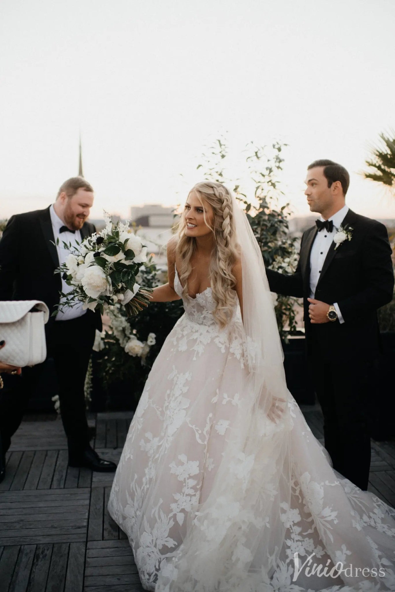 Romantic Floral Lace A-Line Wedding Dress with Sheer Bodice & Chapel Train – VW2505-wedding dresses 2025 -Viniodress-White-Custom Size-